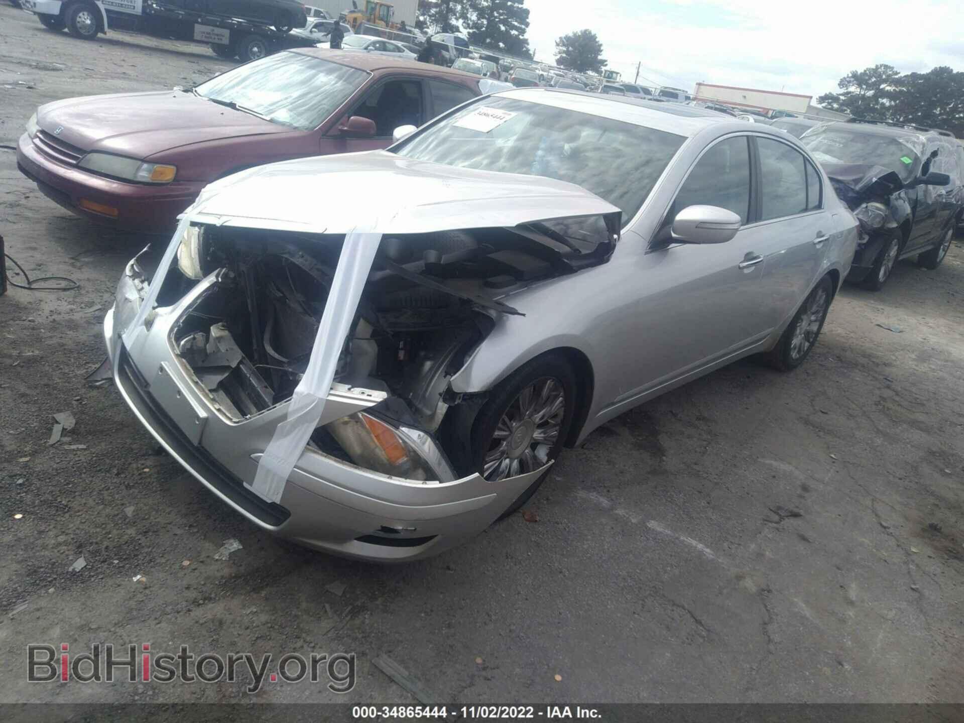2009 HYUNDAI GENESIS - VIN: KMHGC46E39U026755 - Фото 2