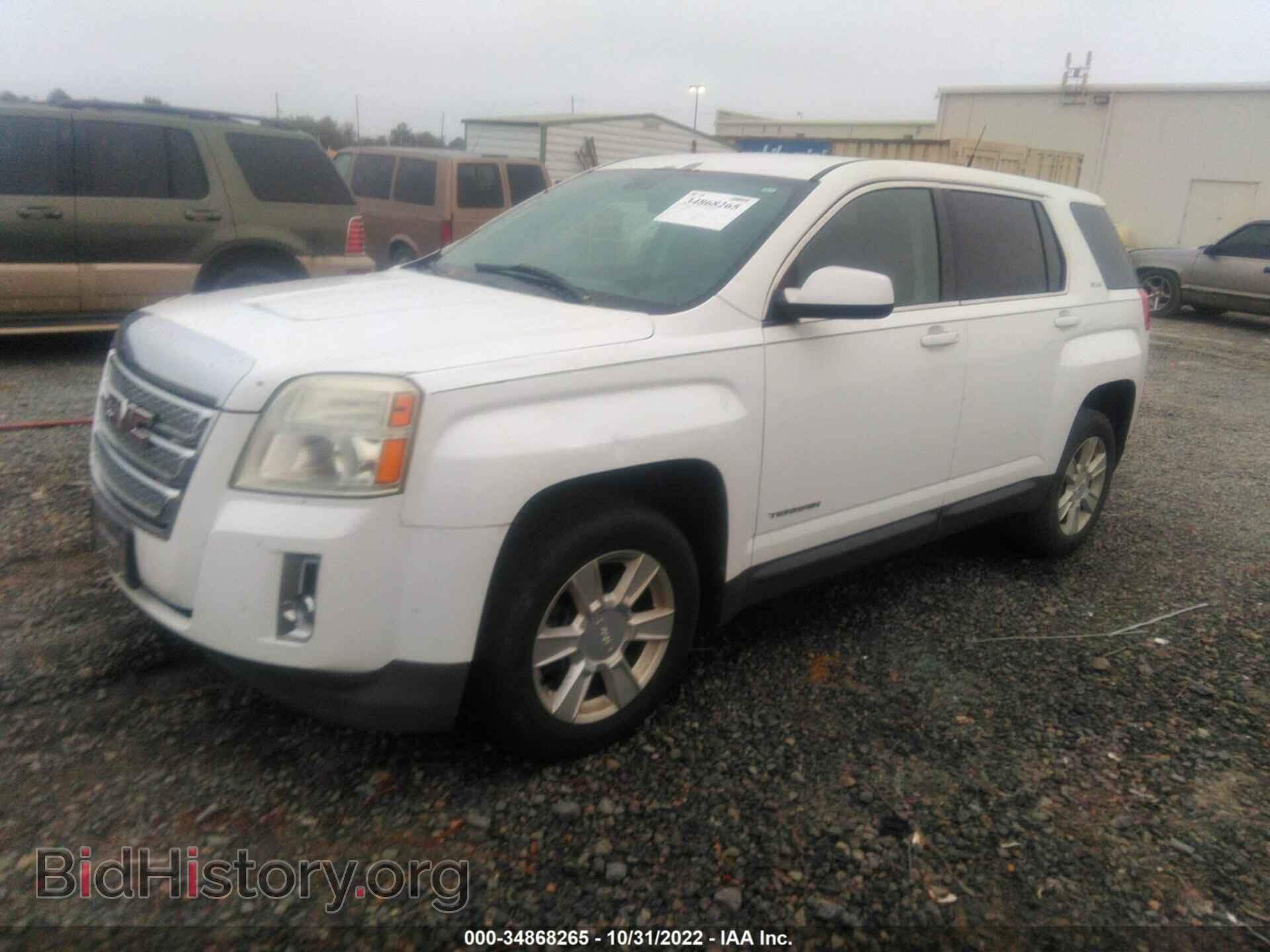 2011 GMC TERRAIN - VIN: 2CTALMECXB6458097 - Фото 2