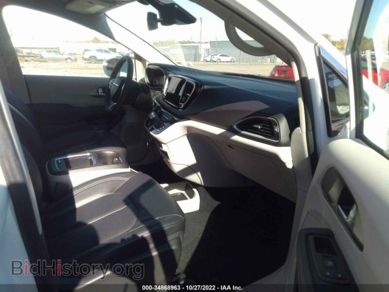2022 Chrysler PACIFICA (VIN 2C4RC1BG2NR146914) — фото 5 из 12