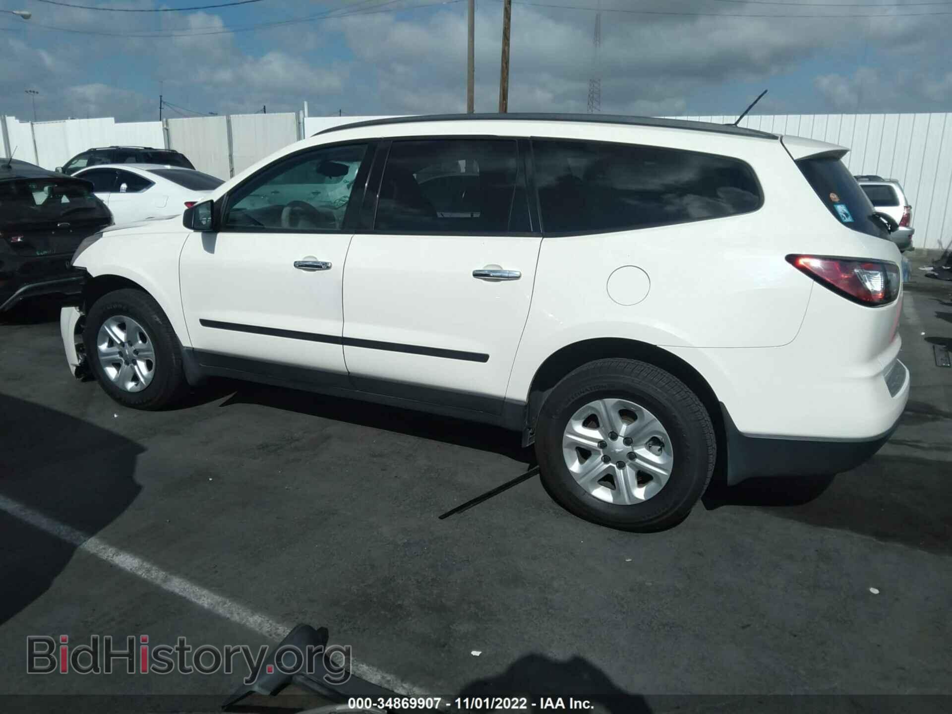 2015 CHEVROLET TRAVERSE - VIN: 1GNKRFED7FJ193920 - Фото 3
