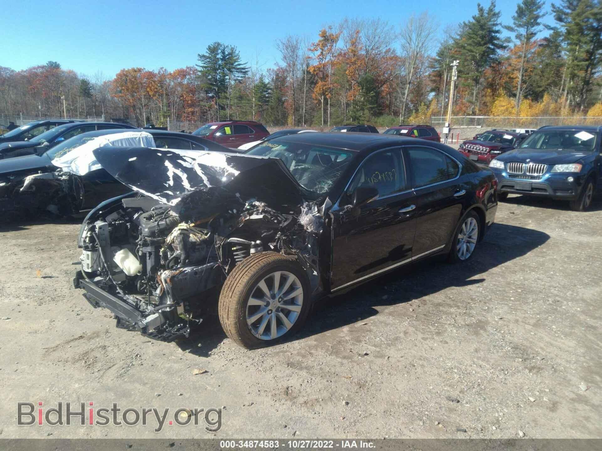 2011 LEXUS LS 460 - VIN: JTHCL5EF3B5012467 - Photo 2