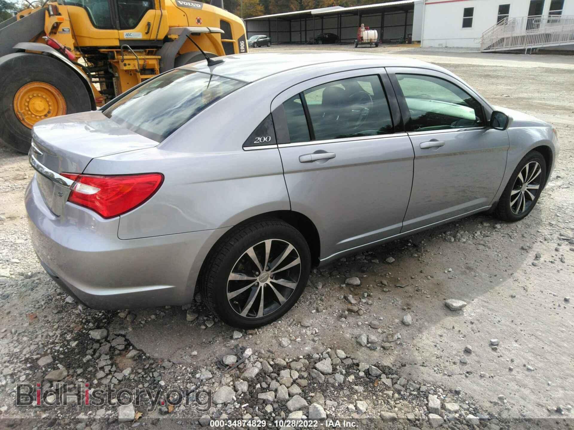 2013 CHRYSLER 200 - VIN: 1C3CCBBG2DN737790 - Фото 4