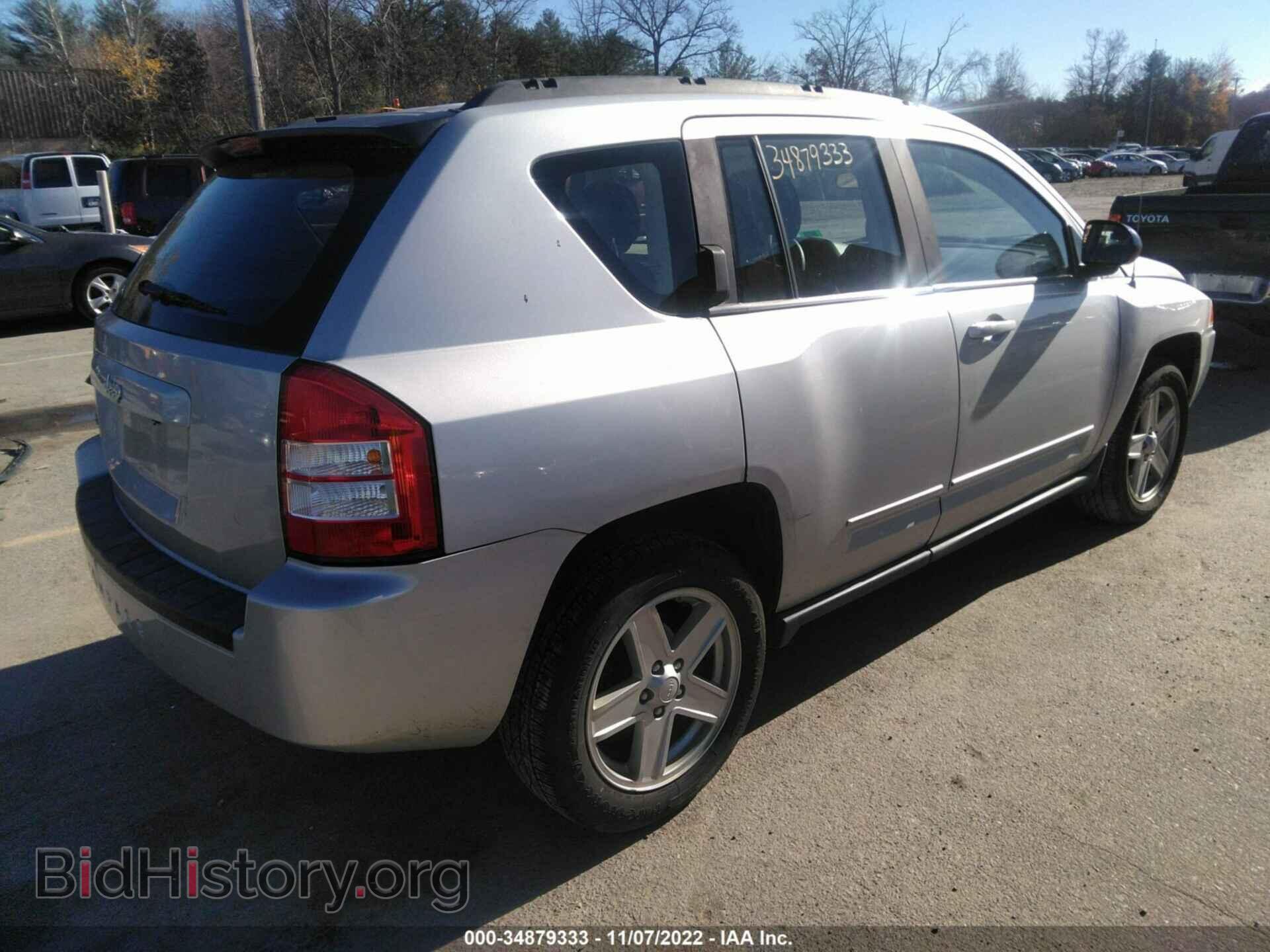 2010 JEEP COMPASS - VIN: 1J4NF4FB1AD570372 - Фото 4