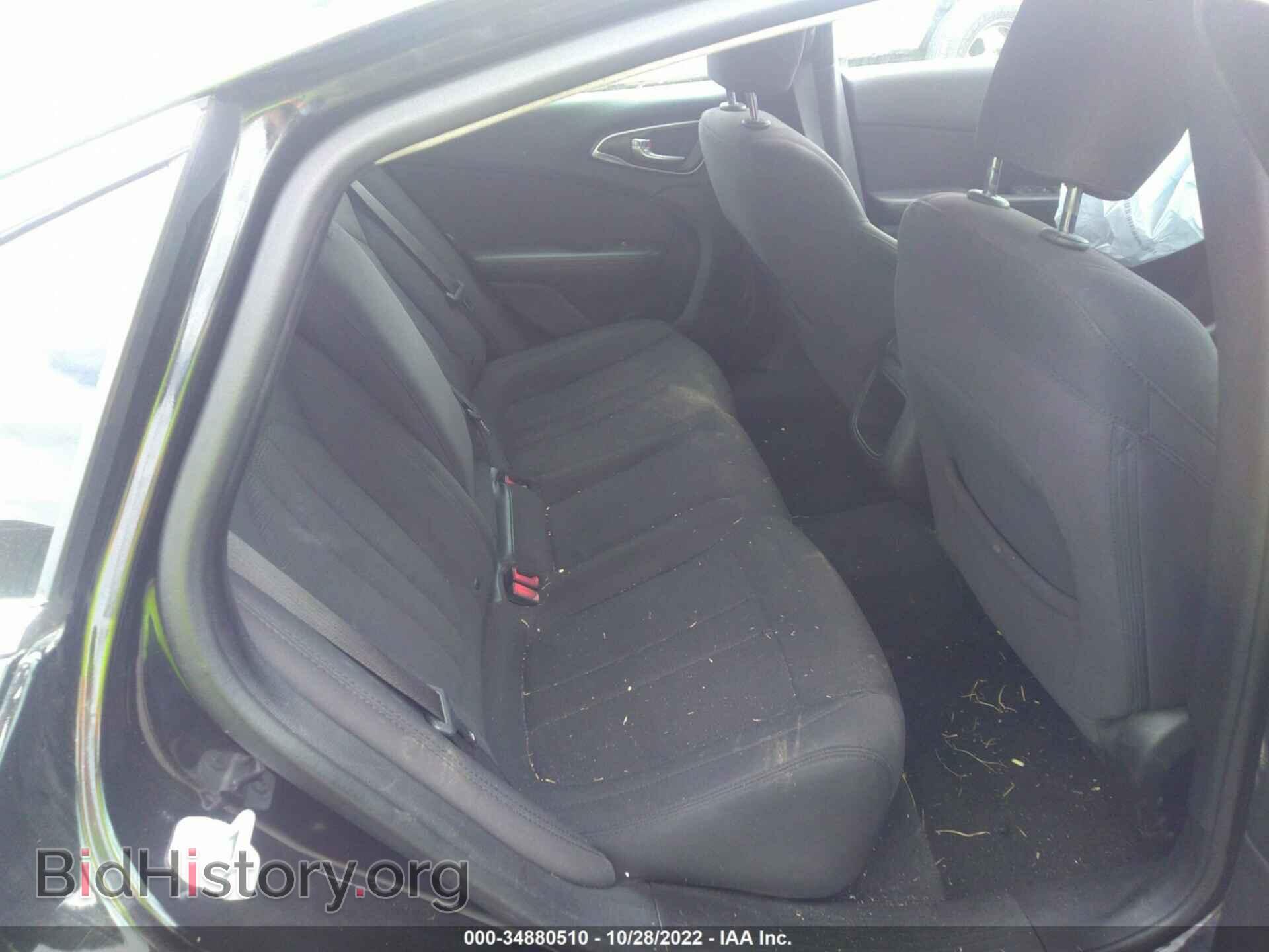 2016 CHRYSLER 200 - VIN: 1C3CCCAB4GN111822 - Фото 8