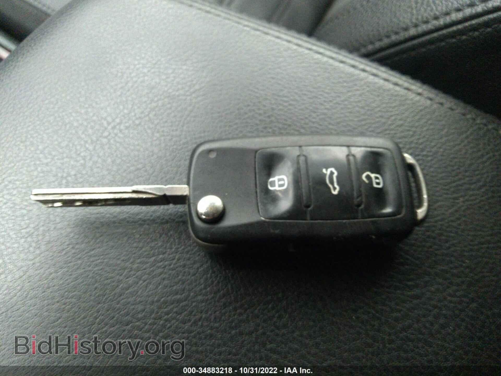 2012 VOLKSWAGEN PASSAT - VIN: 1VWCH7A32CC070297 - Фото 11