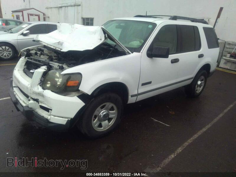2006 Ford EXPLORER (VIN 1FMEU72E36UA40887) — photo 2 of 11