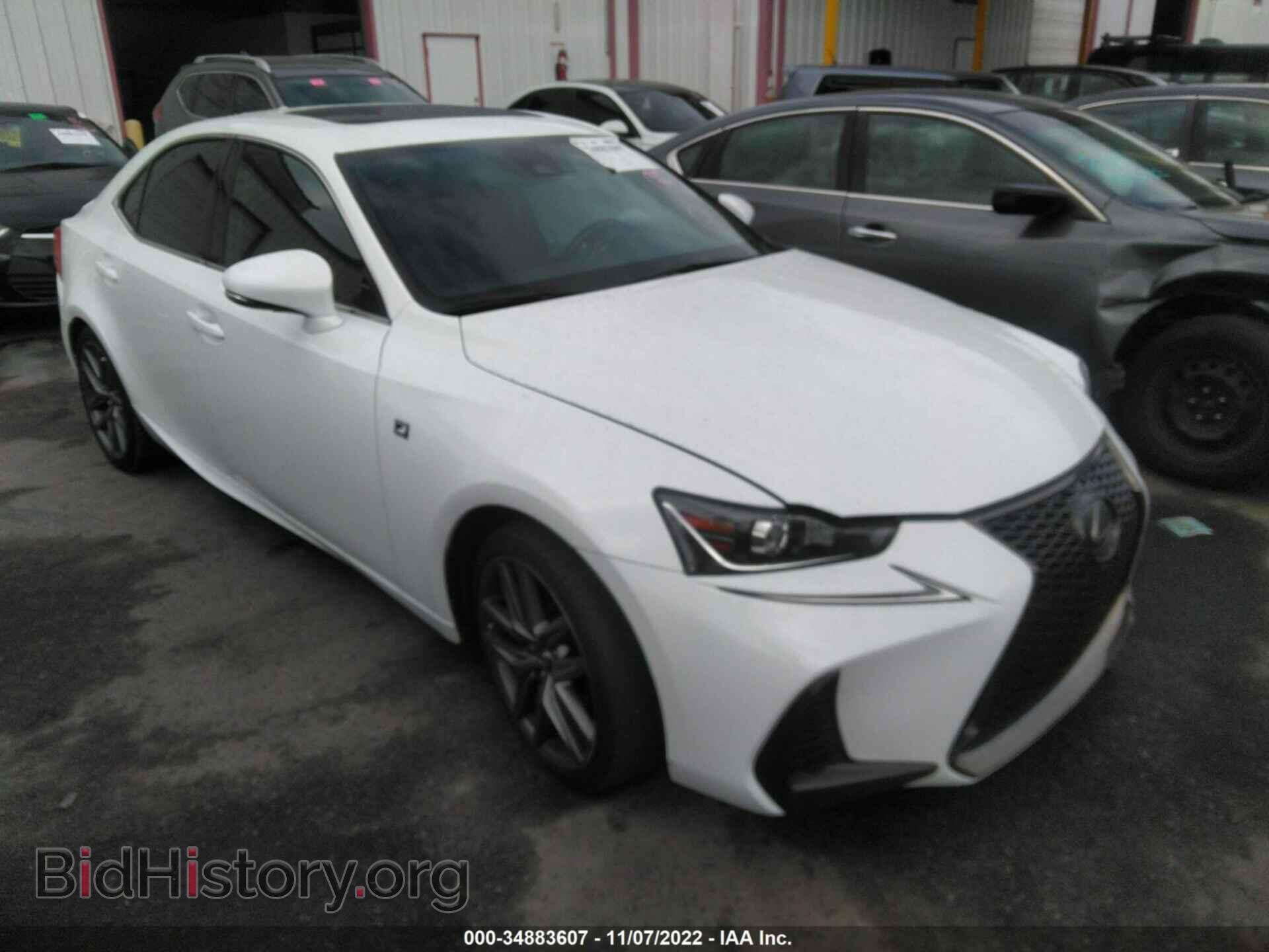Photo JTHBA1D20H5047209 - LEXUS IS 2017