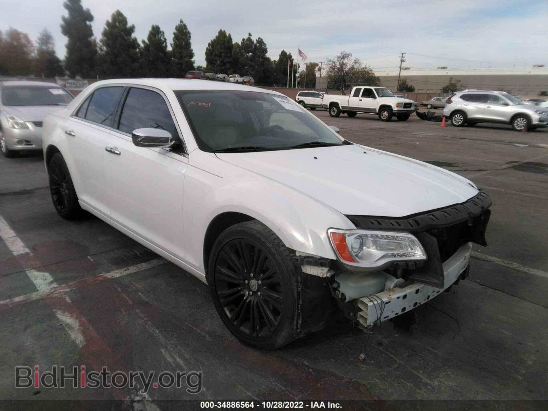 Photo 2C3CA5CG7BH592242 - CHRYSLER 300 2011