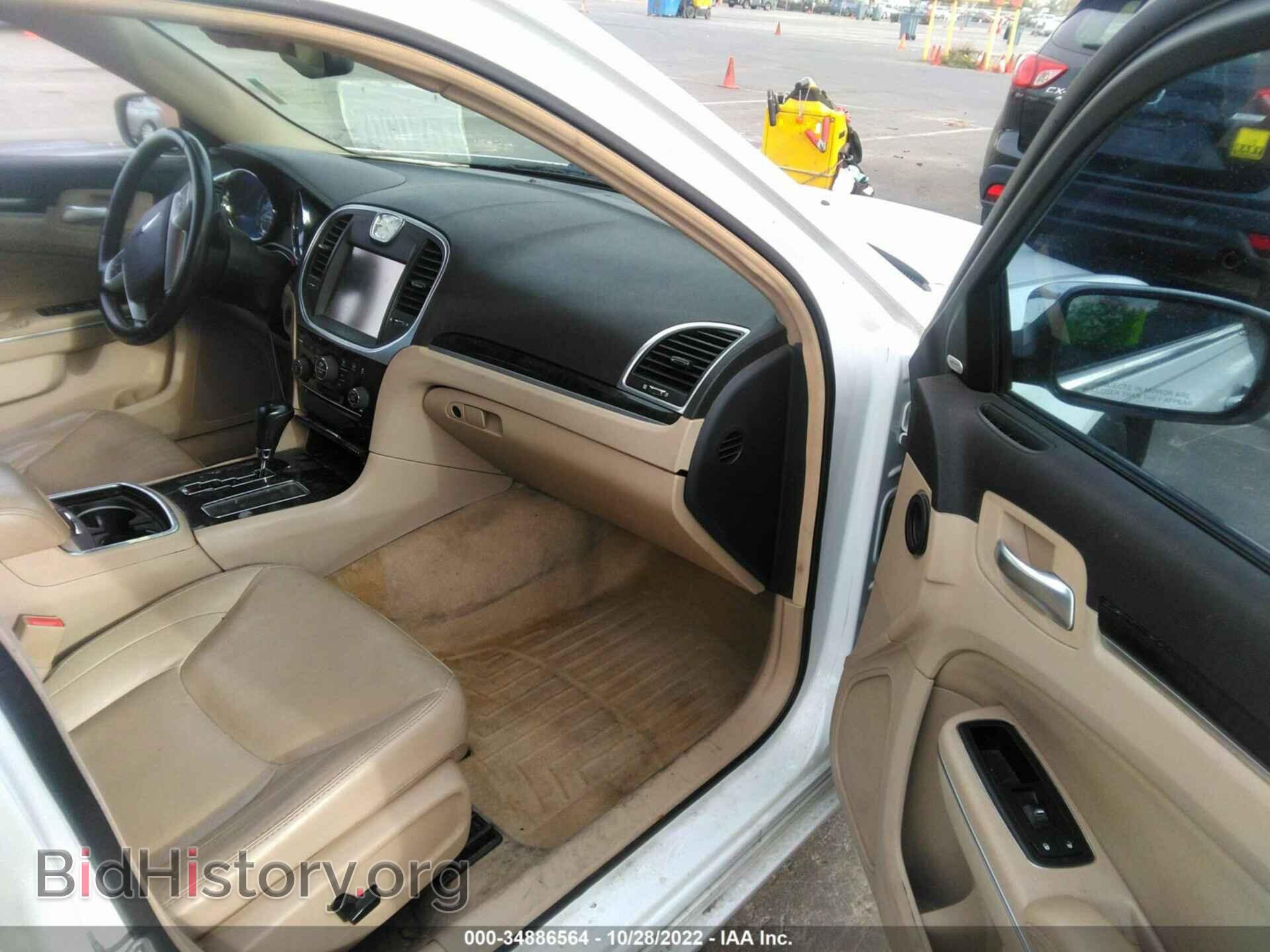 2011 CHRYSLER 300 - VIN: 2C3CA5CG7BH592242 - Фото 5