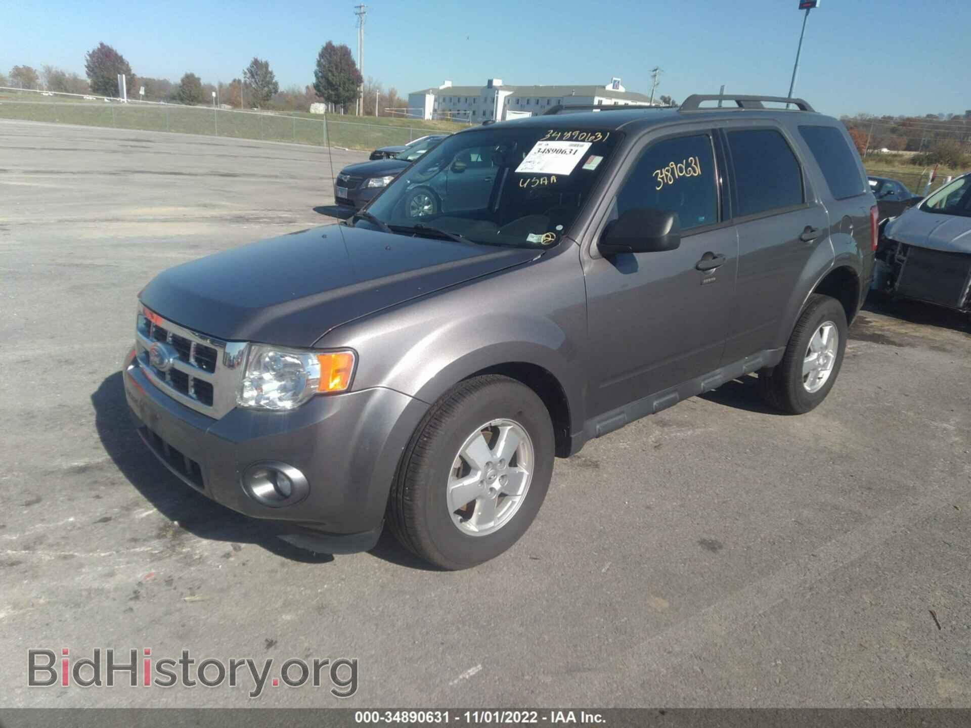 2011 FORD ESCAPE - VIN: 1FMCU0D74BKC61868 - Фото 2