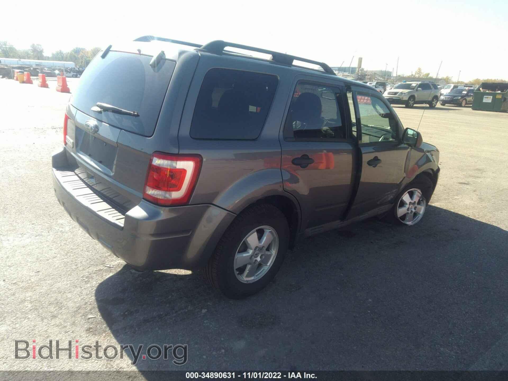 2011 FORD ESCAPE - VIN: 1FMCU0D74BKC61868 - Фото 4