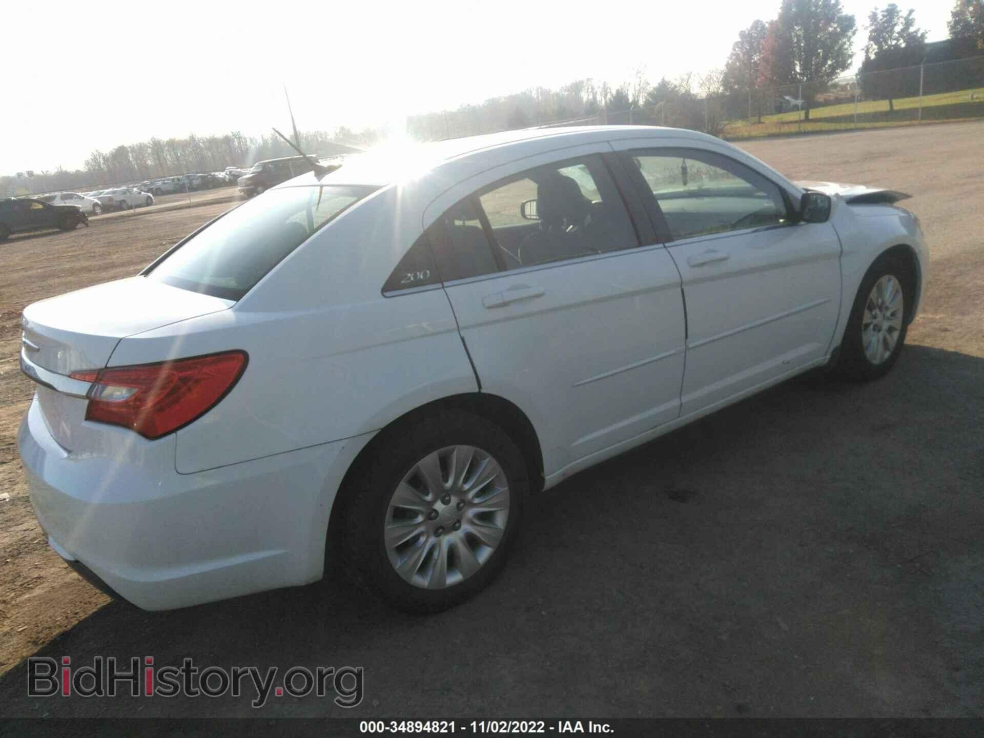 2013 CHRYSLER 200 - VIN: 1C3CCBAB2DN635668 - Фото 4