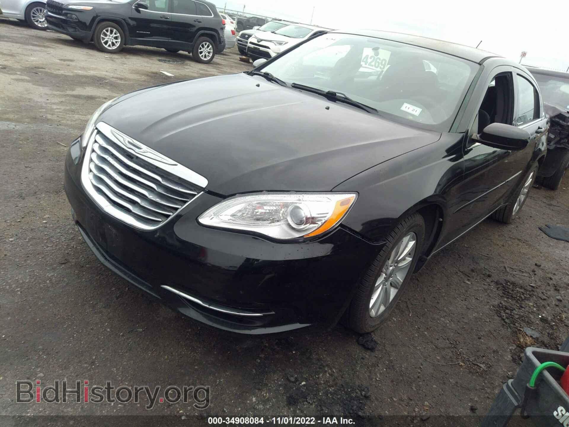 2013 CHRYSLER 200 - VIN: 1C3CCBBB8DN713904 - Photo 2
