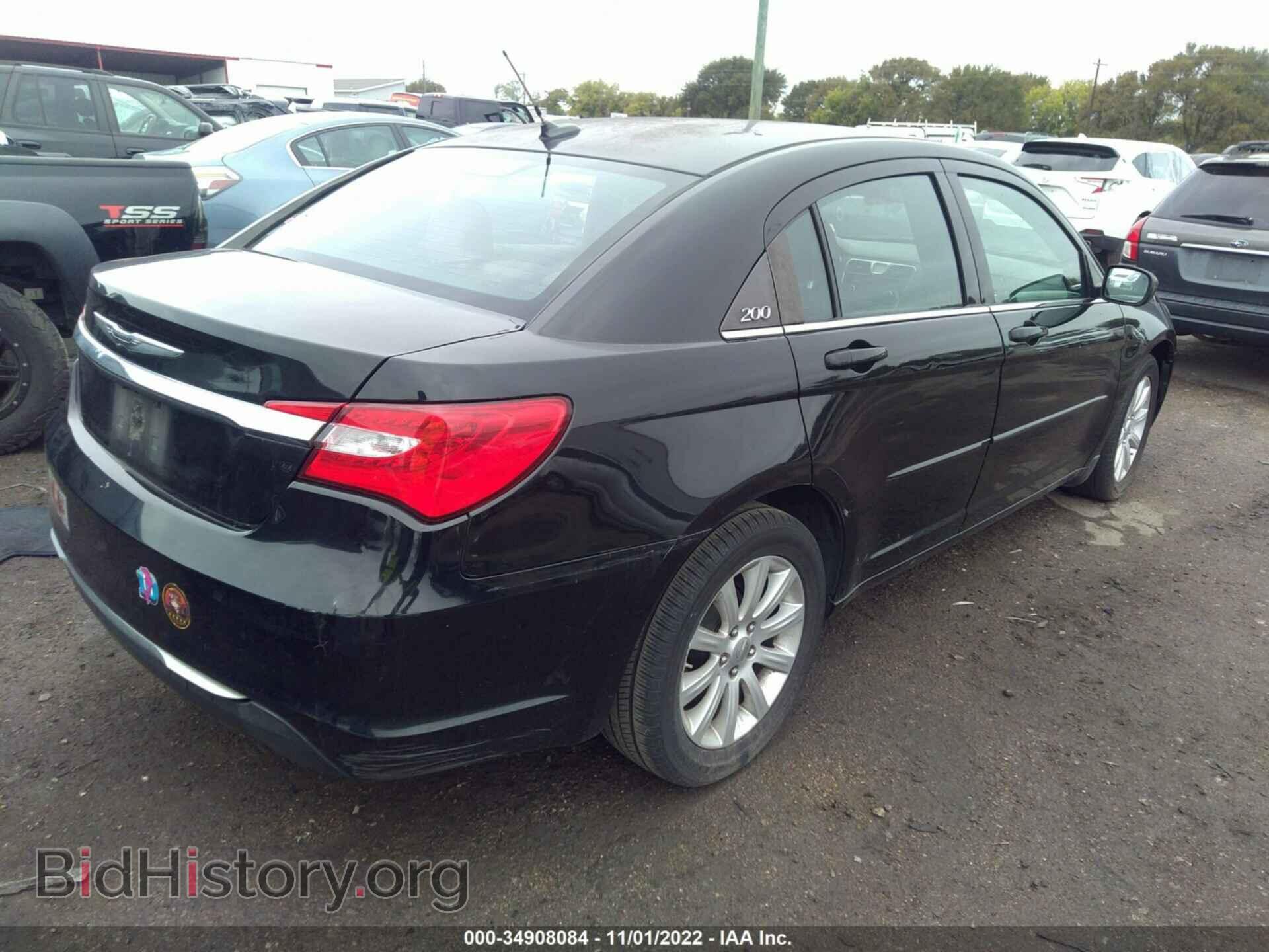 2013 CHRYSLER 200 - VIN: 1C3CCBBB8DN713904 - Photo 4