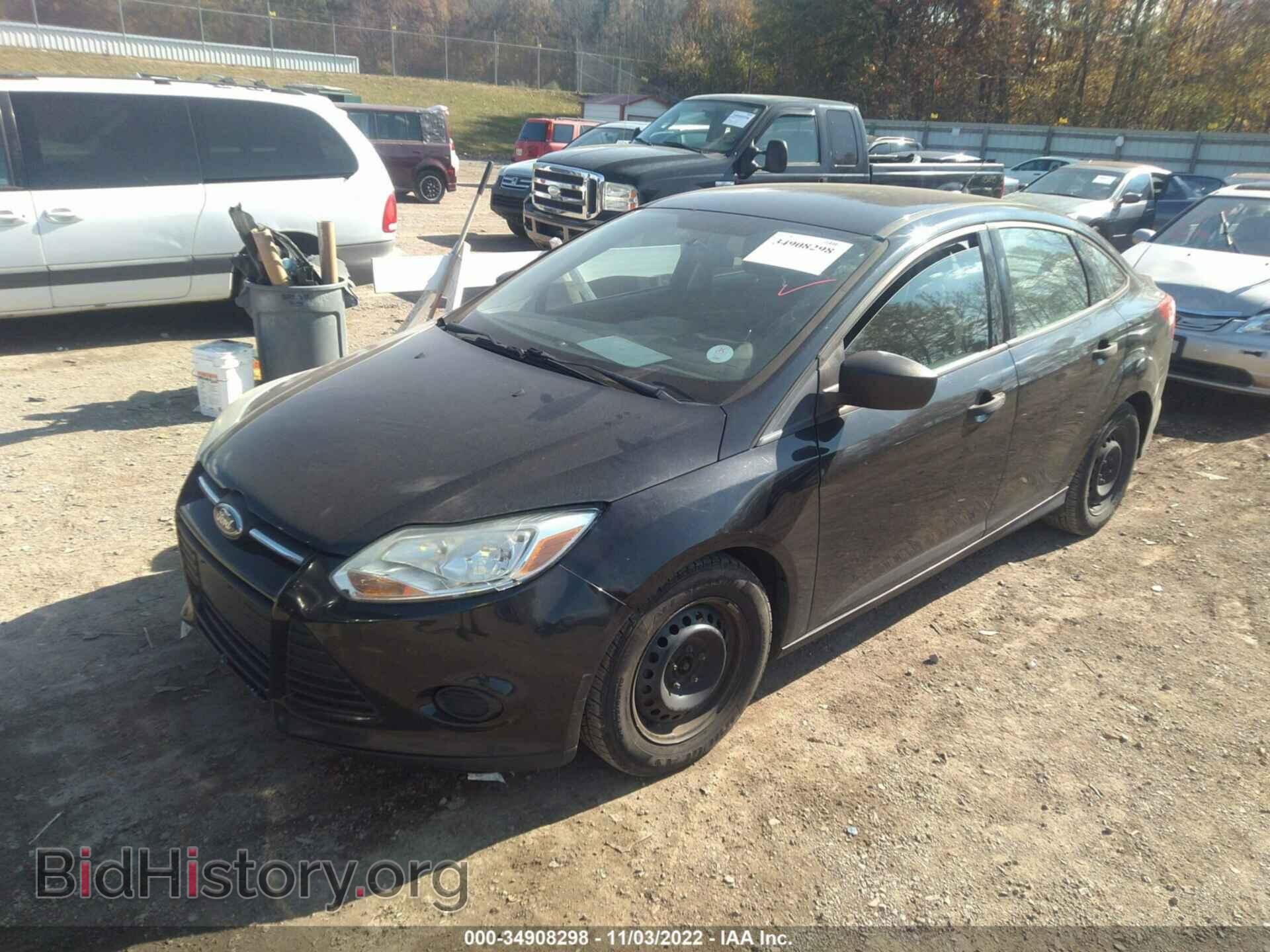 2013 FORD FOCUS - VIN: 1FADP3E26DL260258 - Фото 2