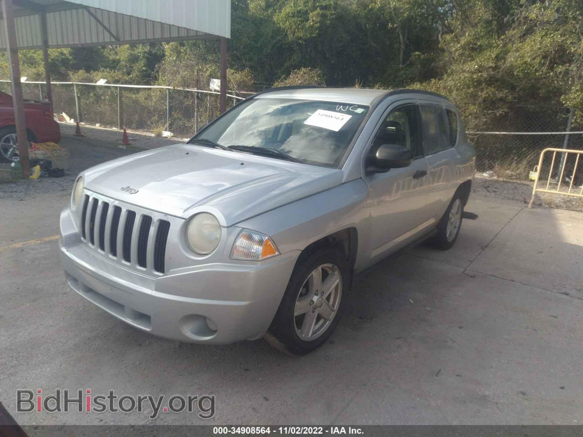 2007 JEEP COMPASS - VIN: 1J8FF47W57D586068 - Фото 2