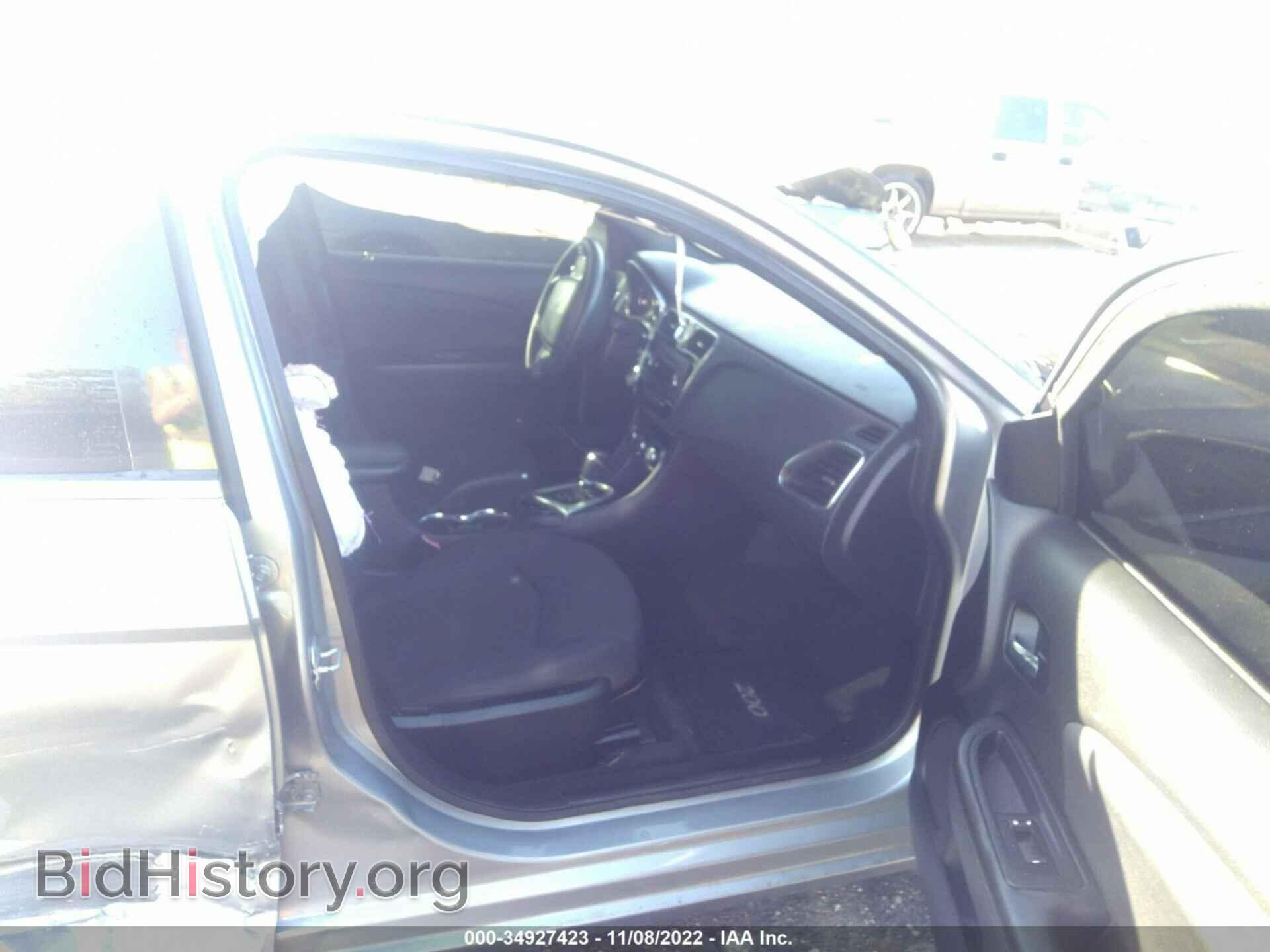 2013 CHRYSLER 200 - VIN: 1C3CCBAB1DN660402 - Photo 5