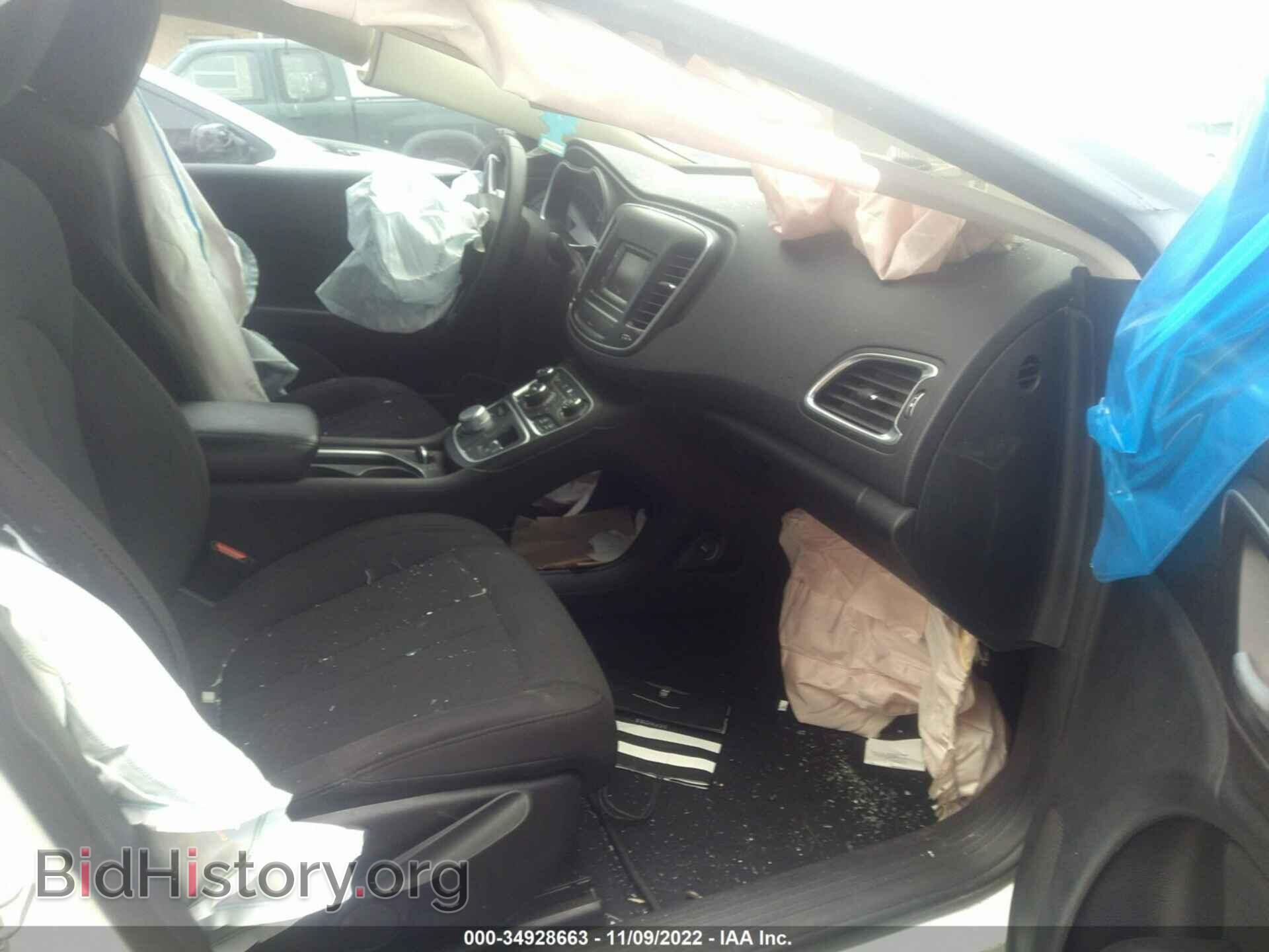 2015 CHRYSLER 200 - VIN: 1C3CCCAB3FN697704 - Фото 5