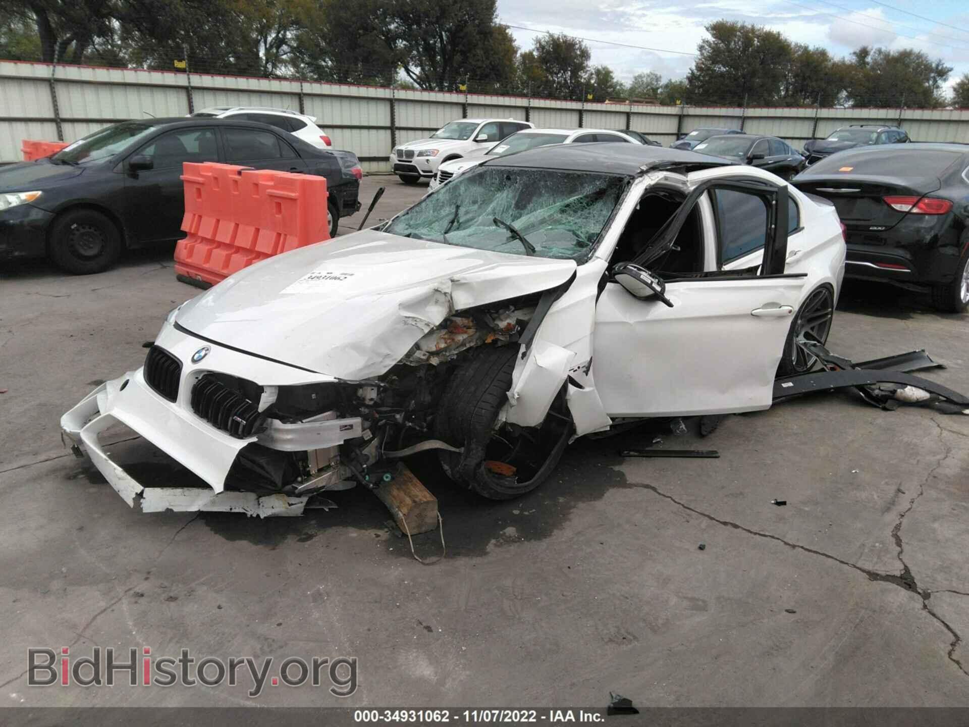 2016 BMW M3 - VIN: WBS8M9C53G5E68493 - Photo 2