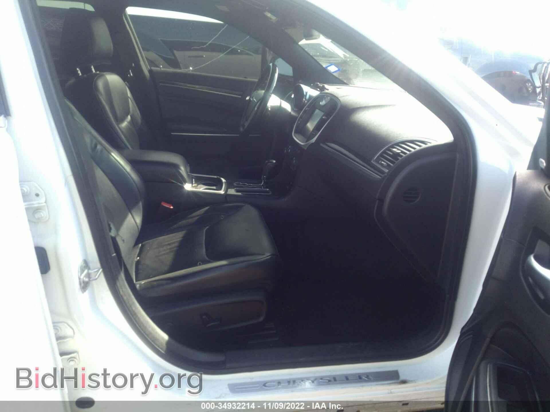 2011 CHRYSLER 300 - VIN: 2C3CA6CT4BH538657 - Фото 5