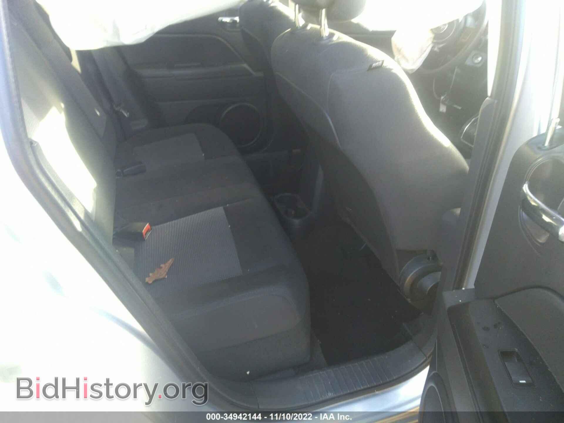 2014 JEEP COMPASS - VIN: 1C4NJCBB2ED624384 - Фото 8