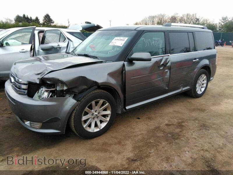 2010 Ford FLEX (VIN 2FMGK5CCXABA39363) — фото 2 из 11