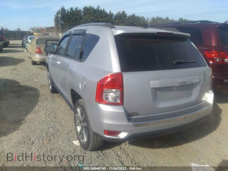 2011 Jeep COMPASS (VIN 1J4NT1FA0BD288739) — photo 3 of 11