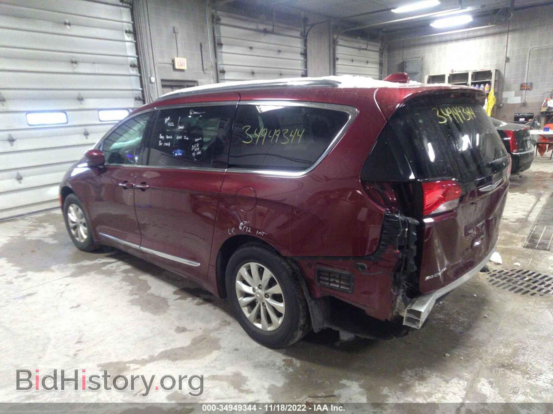 2018 CHRYSLER PACIFICA - VIN: 2C4RC1BG3JR106254 - Фото 3