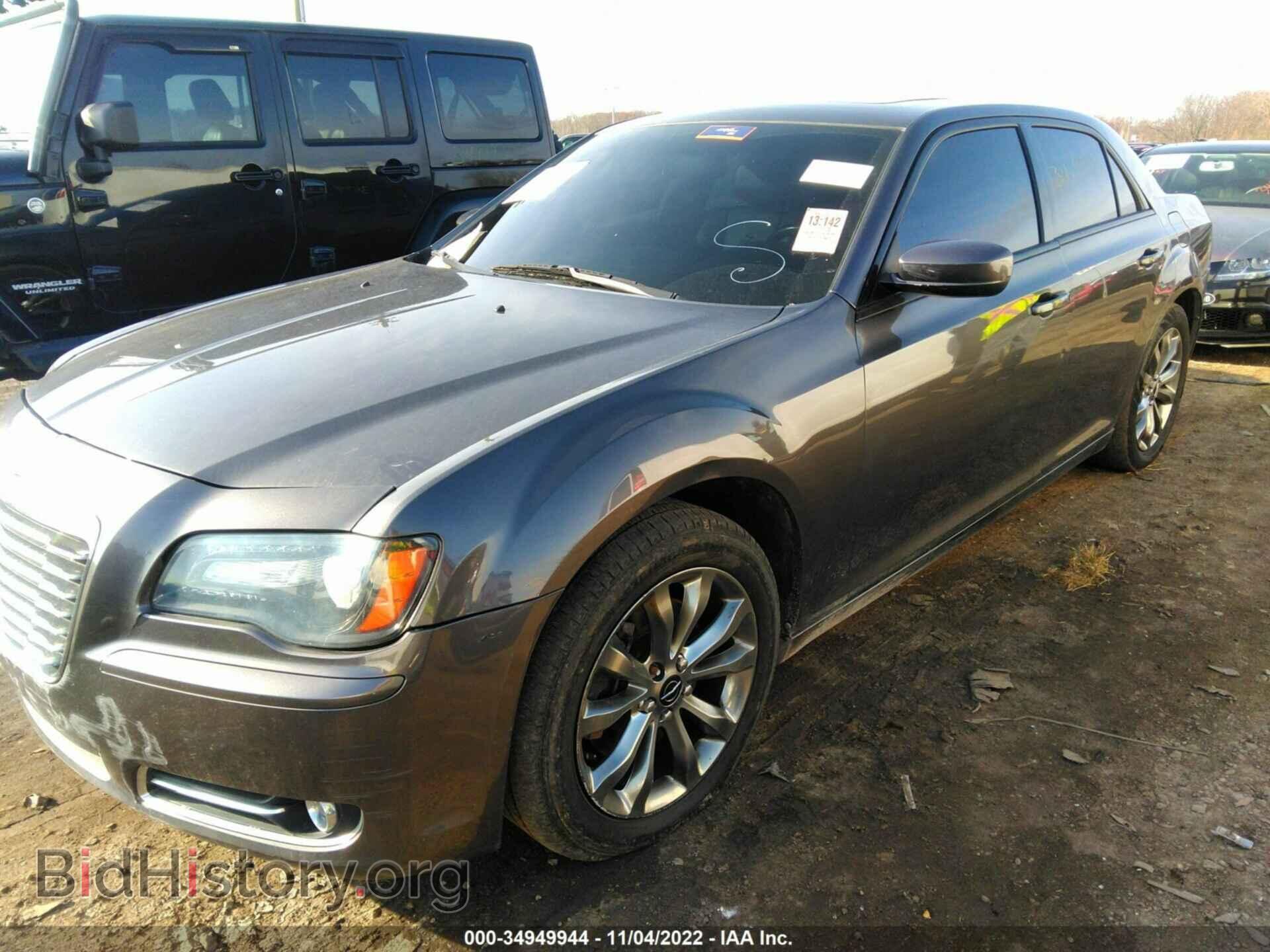 2014 CHRYSLER 300 - VIN: 2C3CCAGG6EH374147 - Фото 2