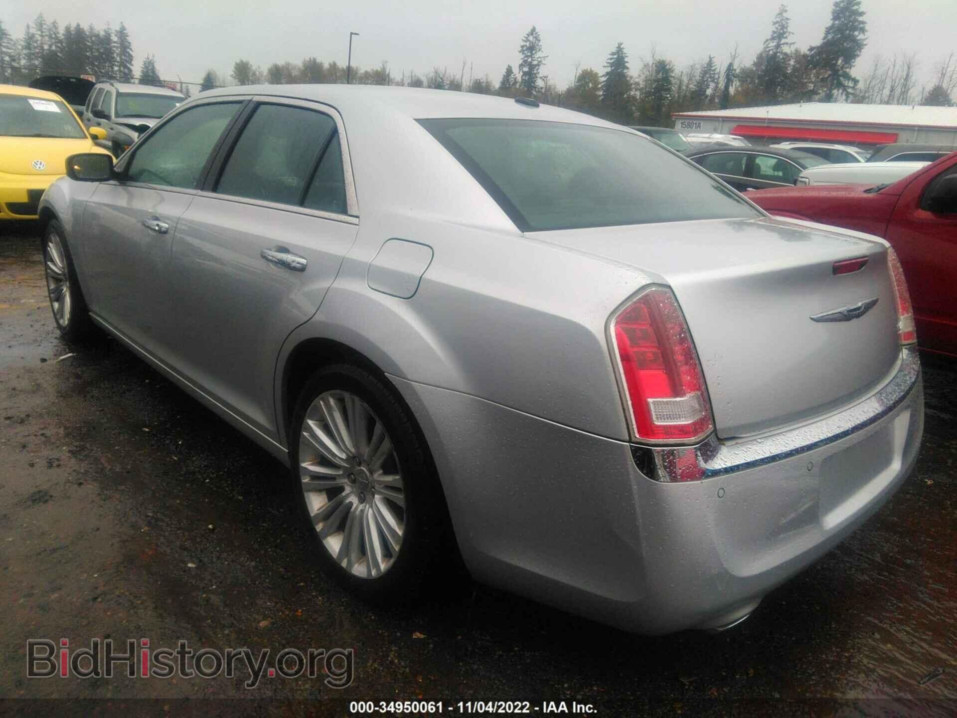2011 CHRYSLER 300 - VIN: 2C3CA5CG5BH613721 - Фото 3