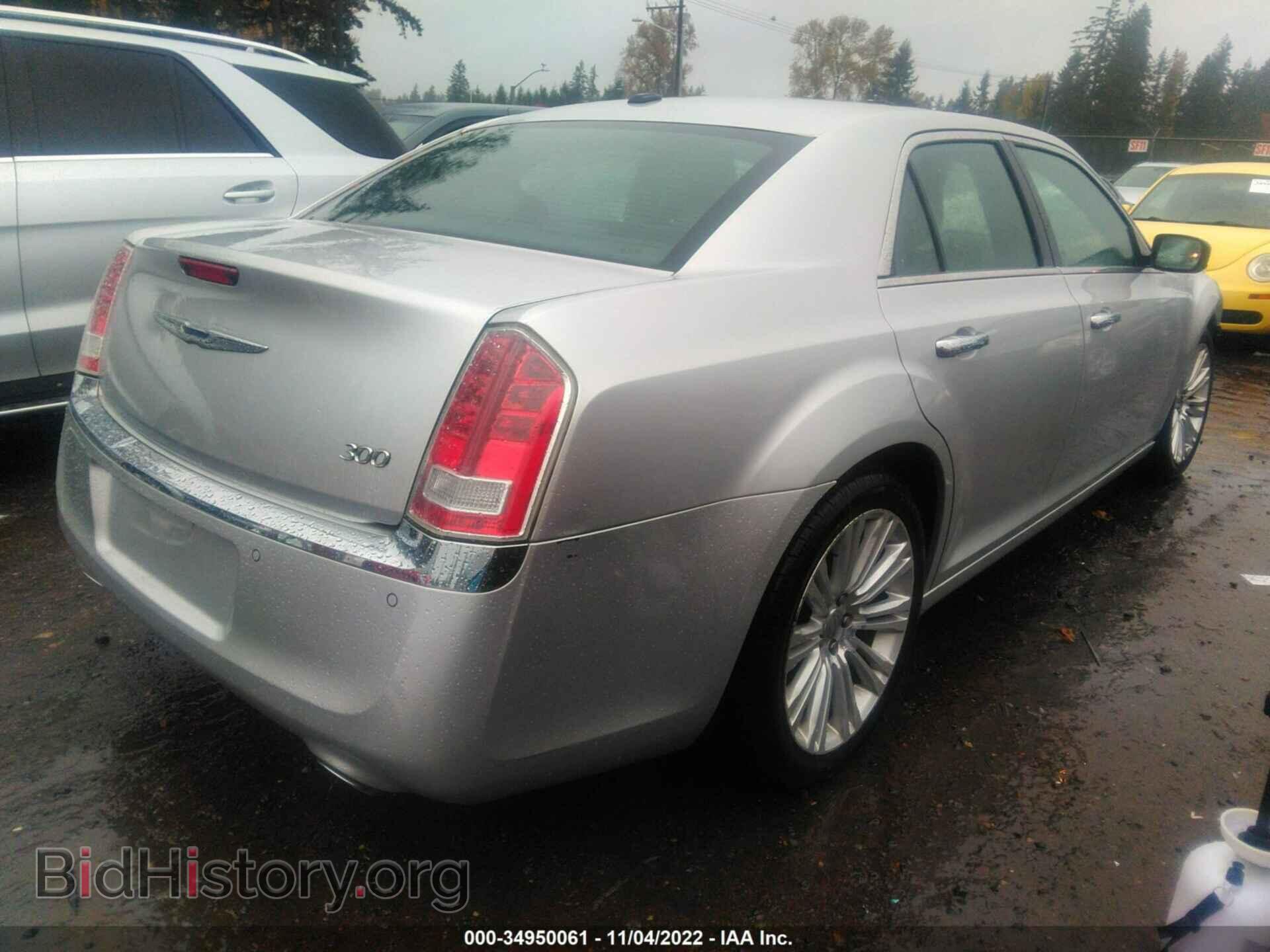 2011 CHRYSLER 300 - VIN: 2C3CA5CG5BH613721 - Фото 4