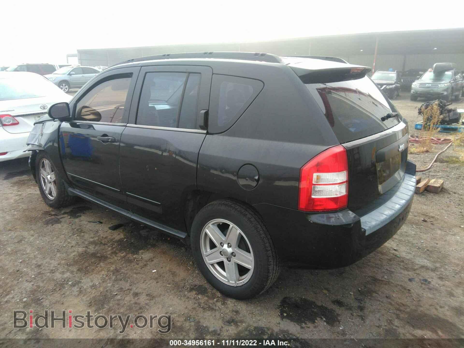 2008 JEEP COMPASS - VIN: 1J8FT47038D766817 - Фото 3