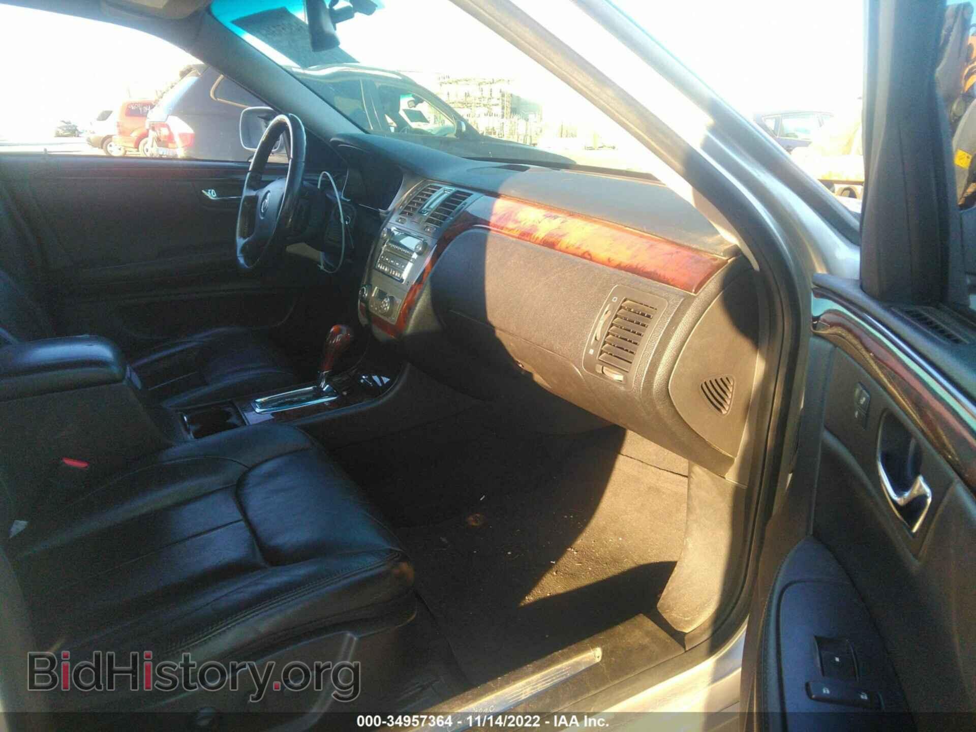 2011 CADILLAC DTS - VIN: 1G6KD5E65BU120060 - Фото 5