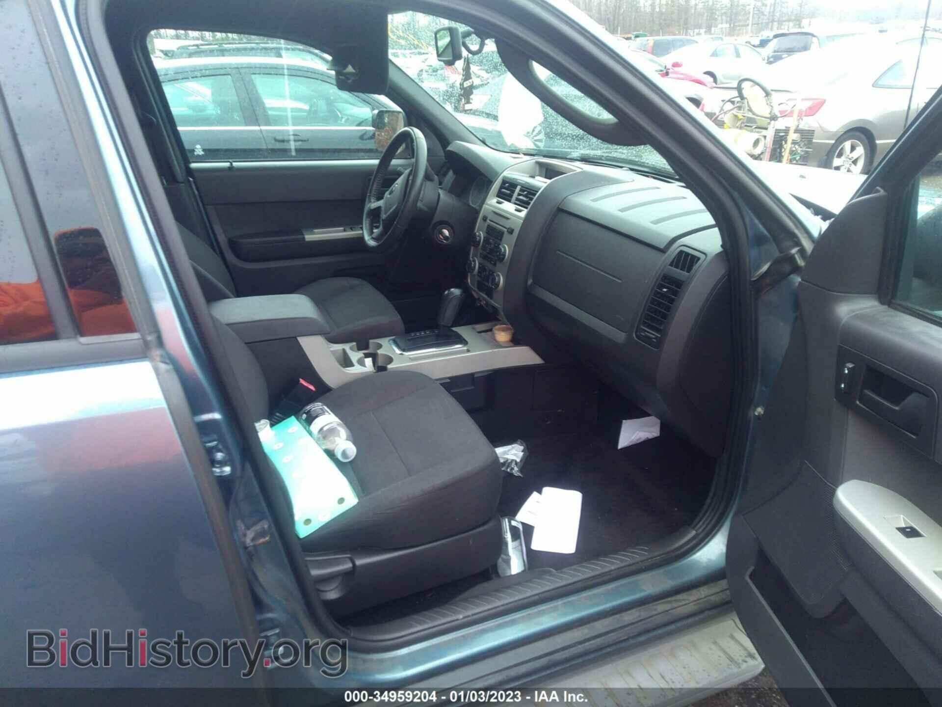 2011 FORD ESCAPE - VIN: 1FMCU0DG4BKA05617 - Photo 5