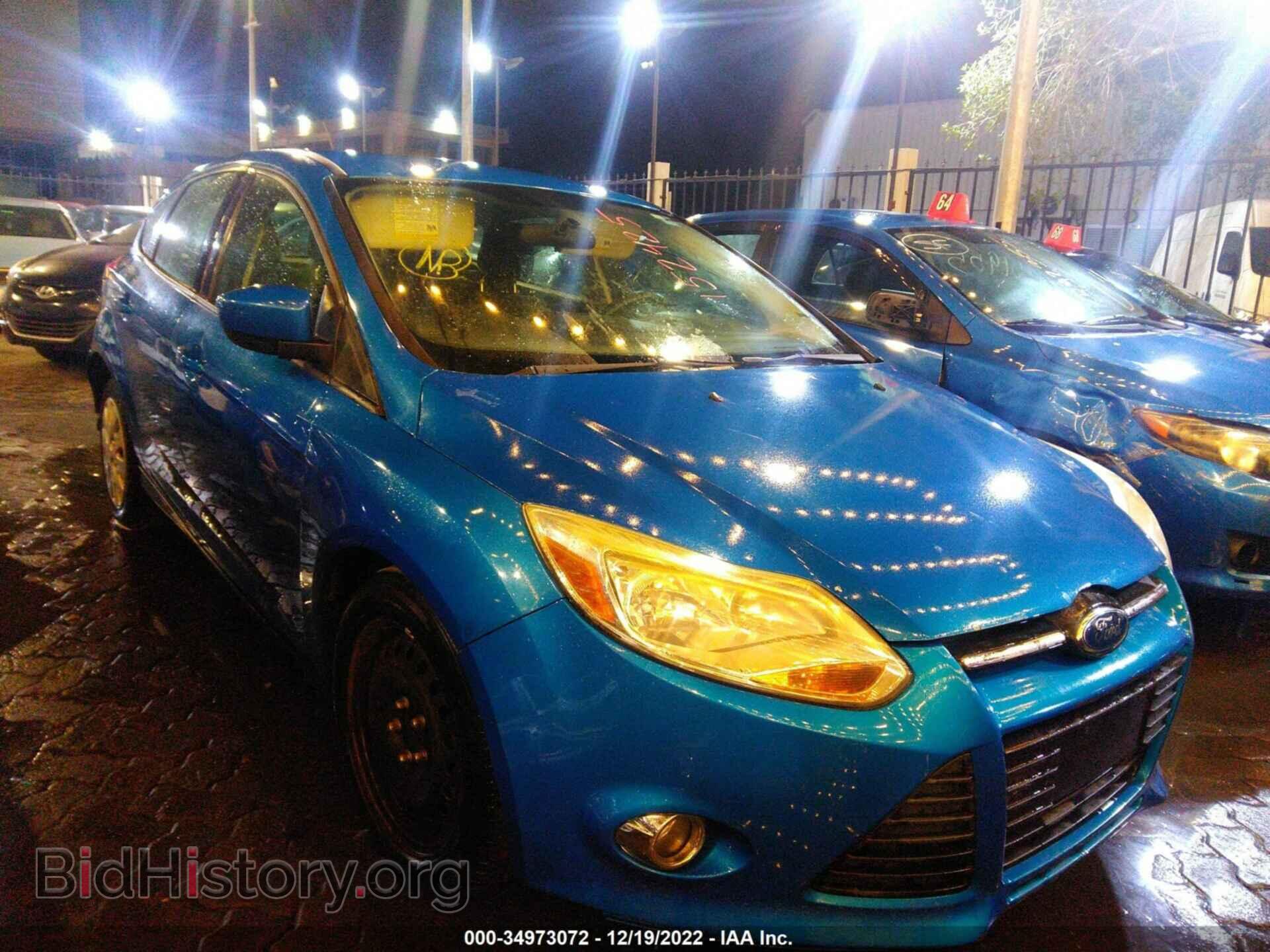 Фотография 00AHP3K21CL152425 - FORD FOCUS 2012