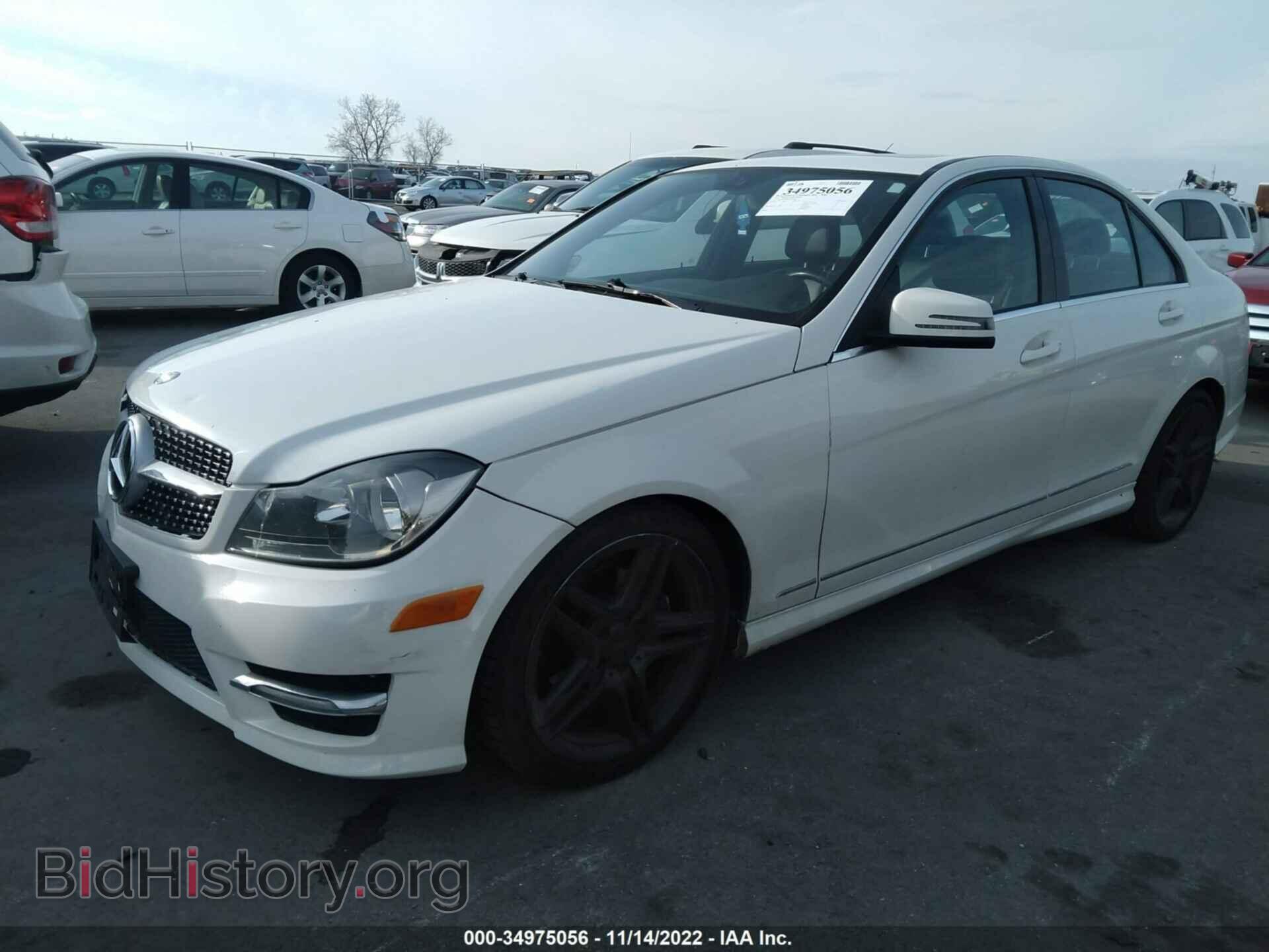 2012 MERCEDES-BENZ C-CLASS - VIN: WDDGF8BB0CR227964 - Фото 2