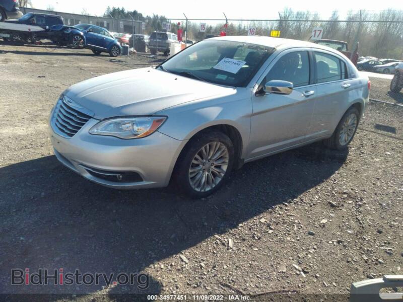 2011 Chrysler 200 (VIN 1C3BC2FB5BN582899) — фото 2 из 11