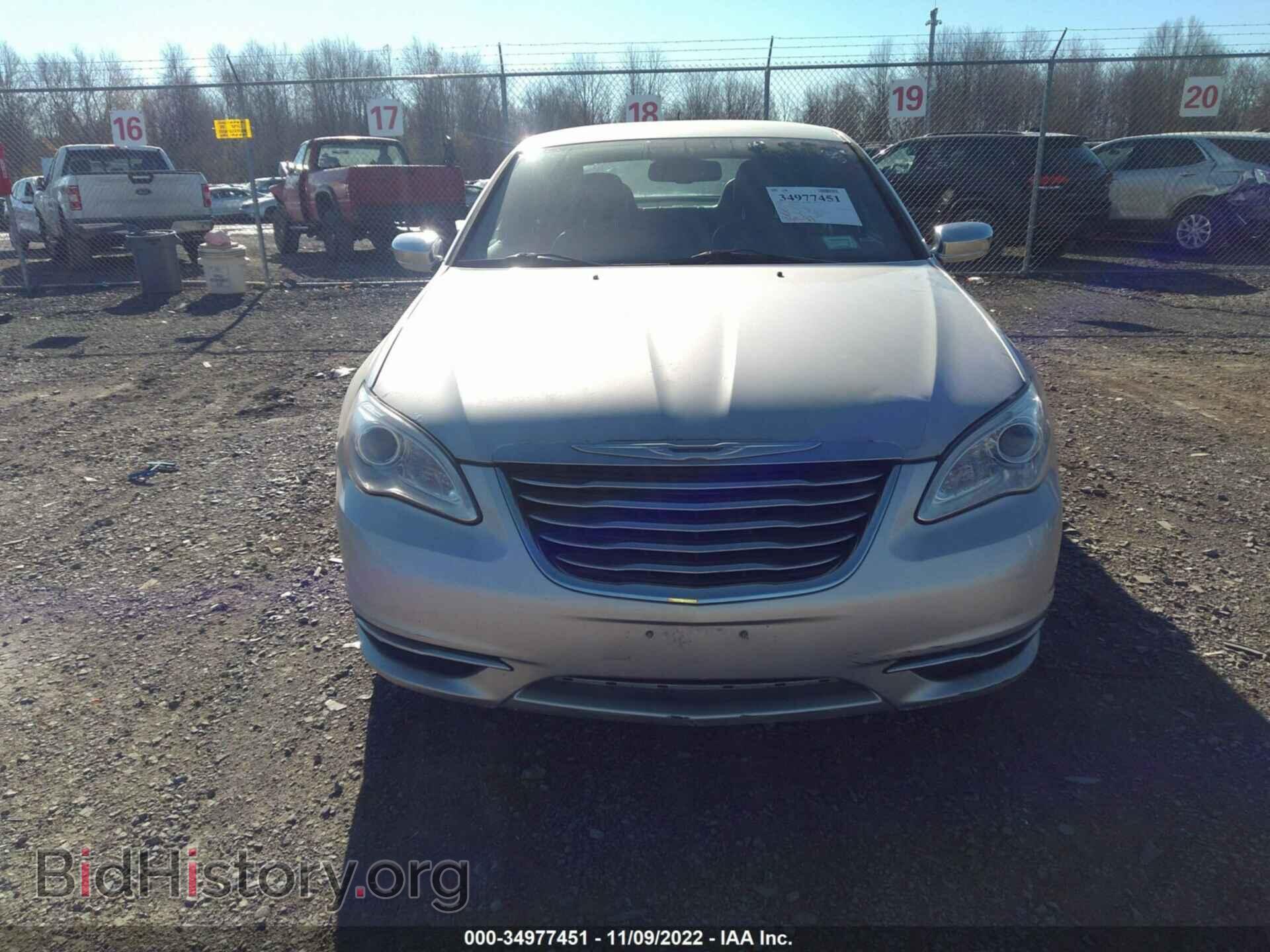 2011 CHRYSLER 200 - VIN: 1C3BC2FB5BN582899 - Фото 6