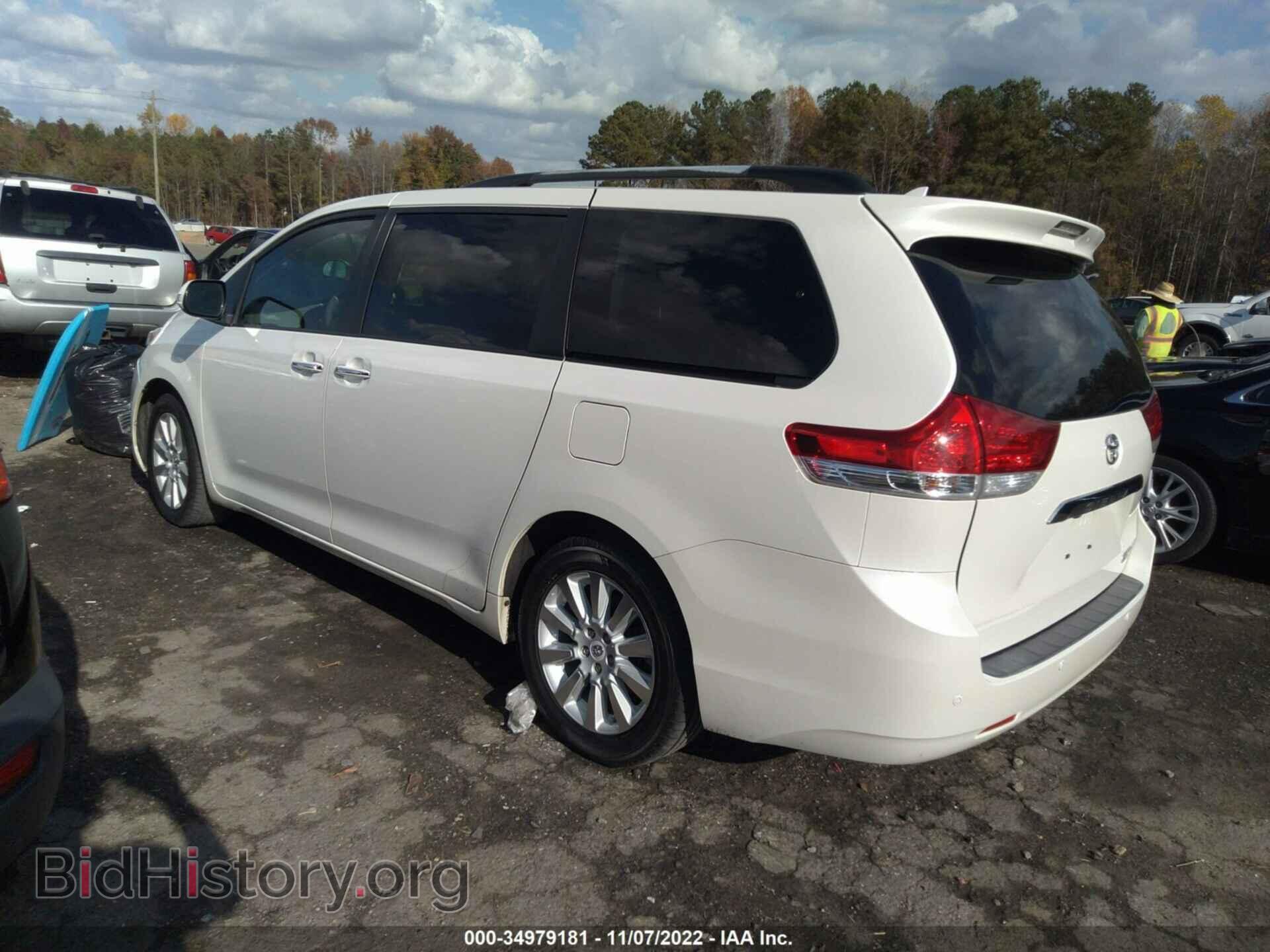2013 TOYOTA SIENNA - VIN: 5TDDK3DC8DS069703 - Фото 3
