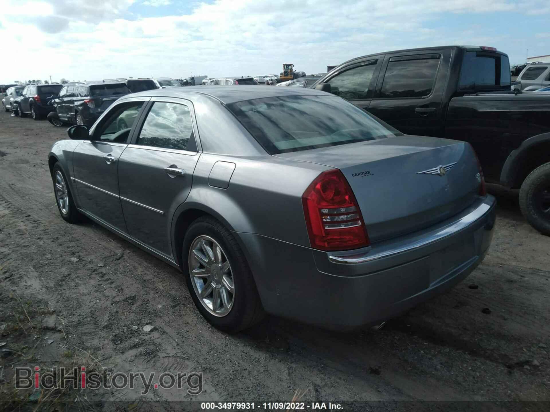 2006 CHRYSLER 300 - VIN: 2C3KA63H16H439792 - Фото 3
