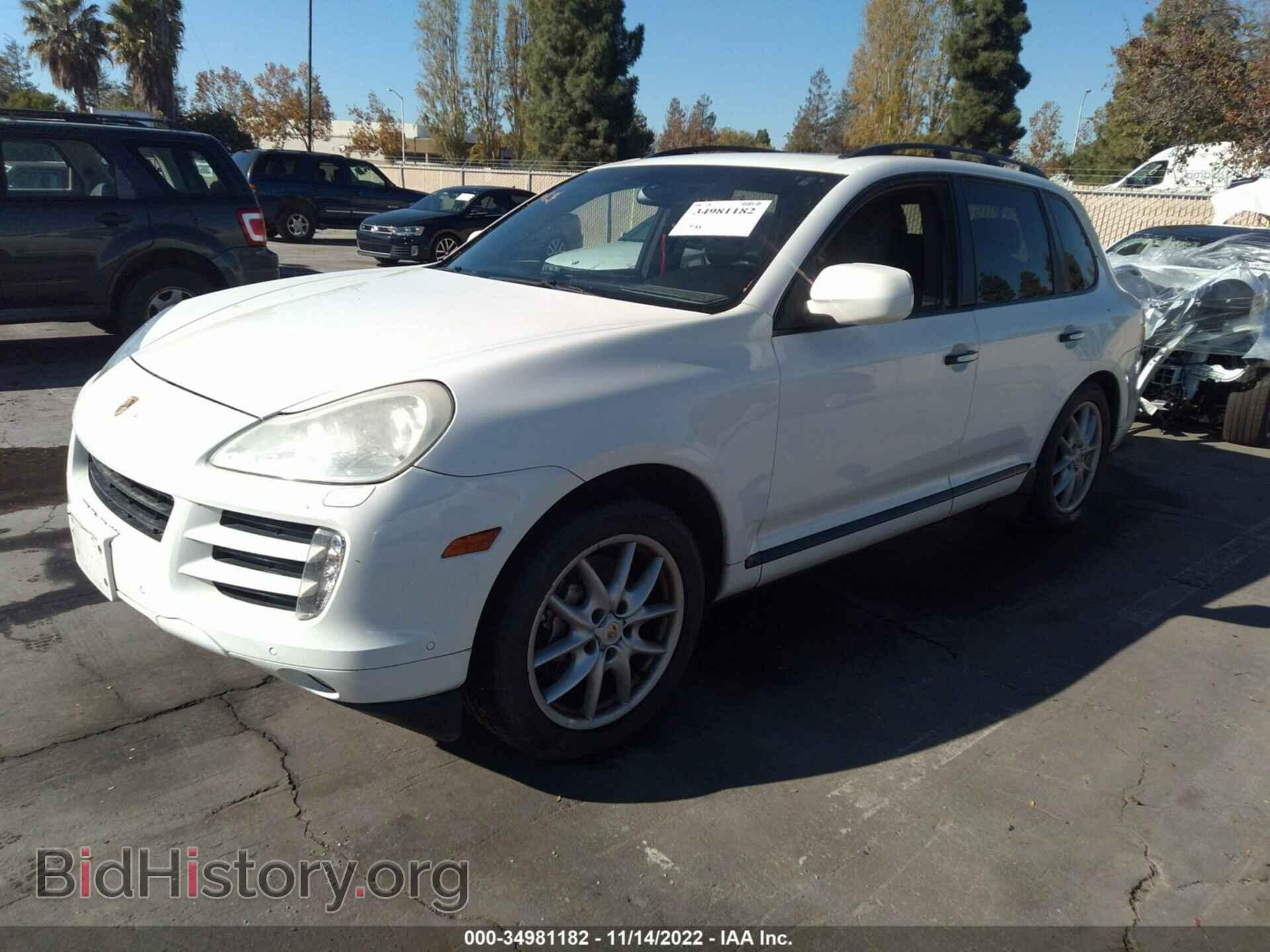 2008 PORSCHE CAYENNE - VIN: WP1AB29P88LA35954 - Фото 2