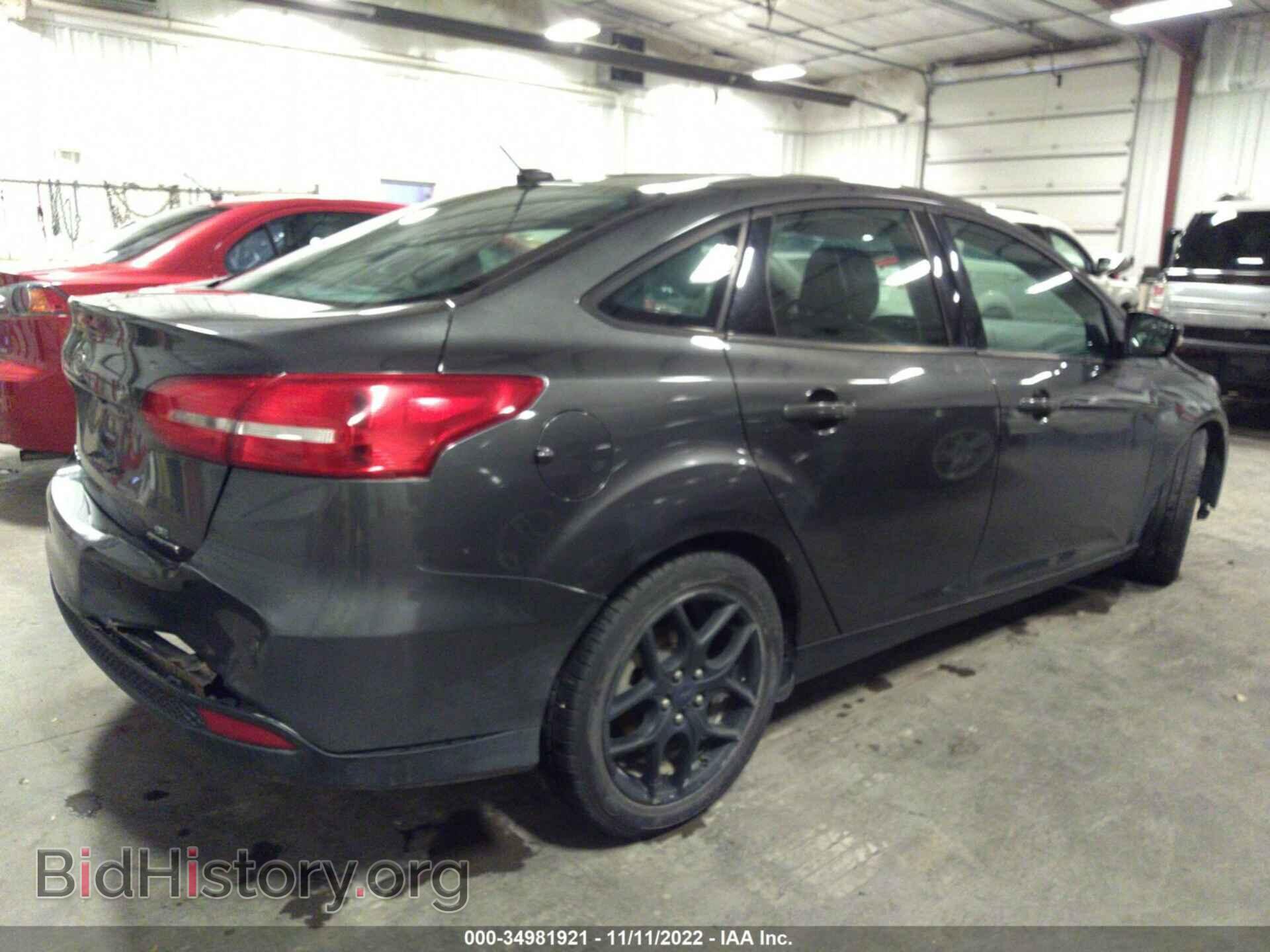 2016 FORD FOCUS - VIN: 1FADP3F2XGL286140 - Фото 4