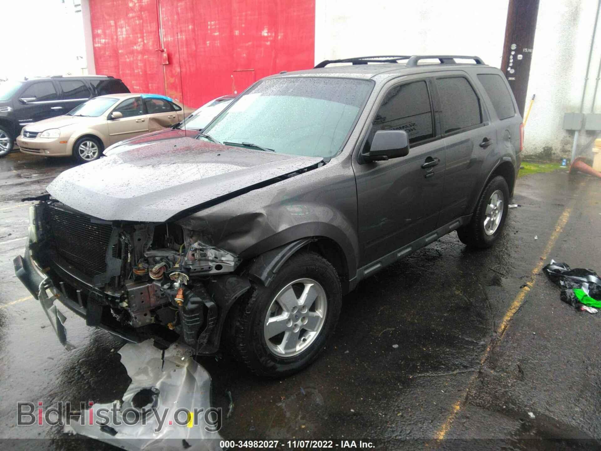 2011 FORD ESCAPE - VIN: 1FMCU0D72BKA94622 - Фото 2
