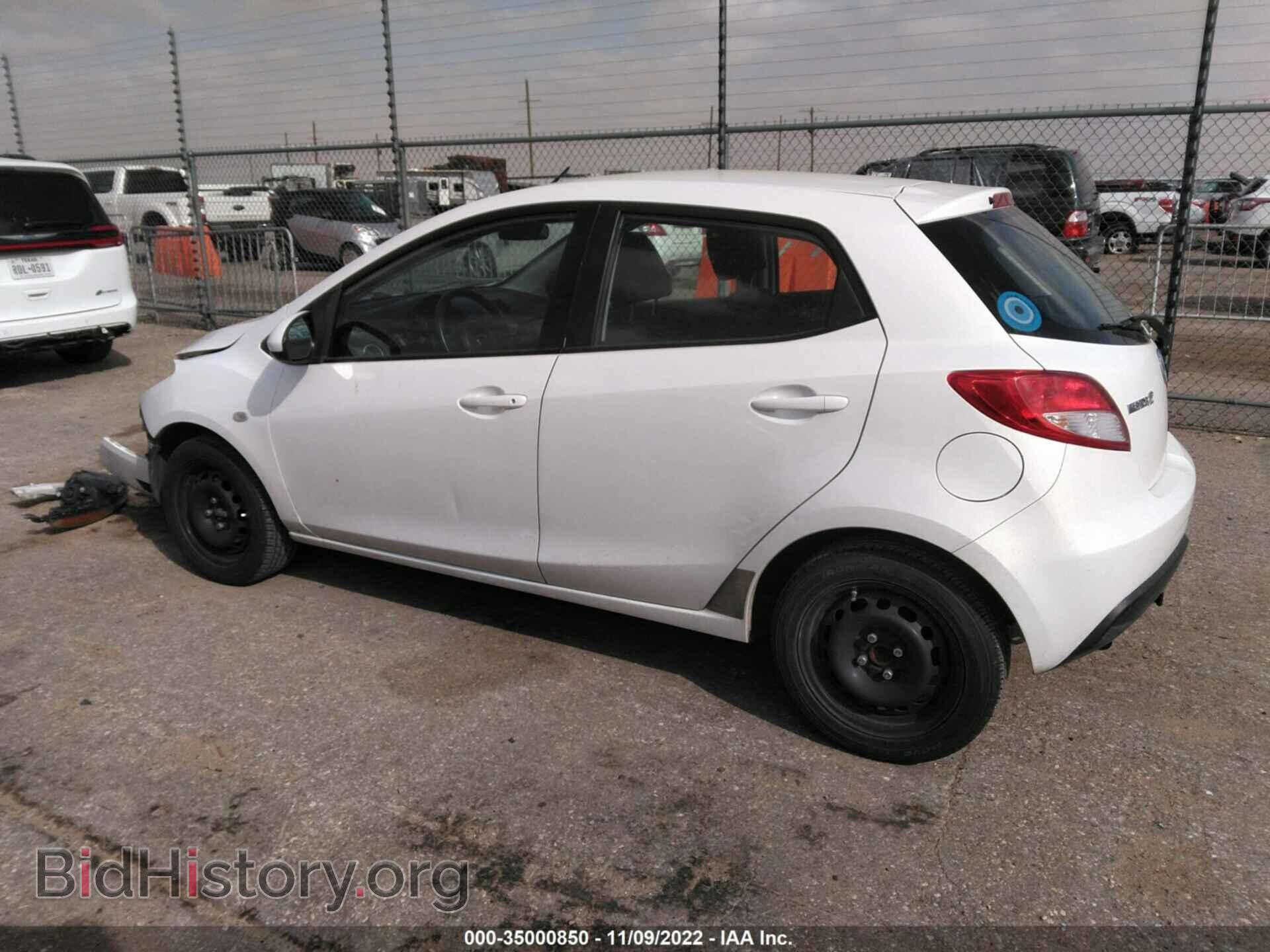 2011 MAZDA MAZDA2 - VIN: JM1DE1HY0B0119981 - Фото 3
