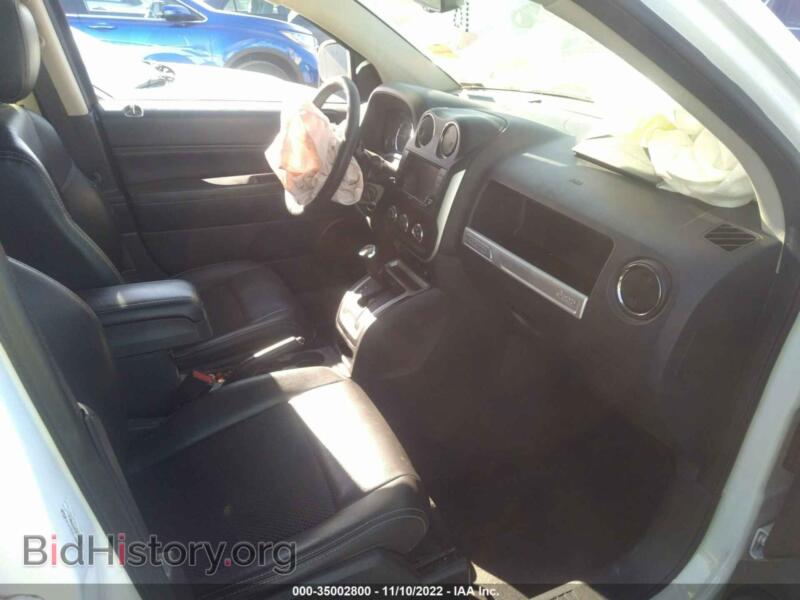 2017 Jeep COMPASS (VIN 1C4NJCEA2HD207077) — фото 5 из 11