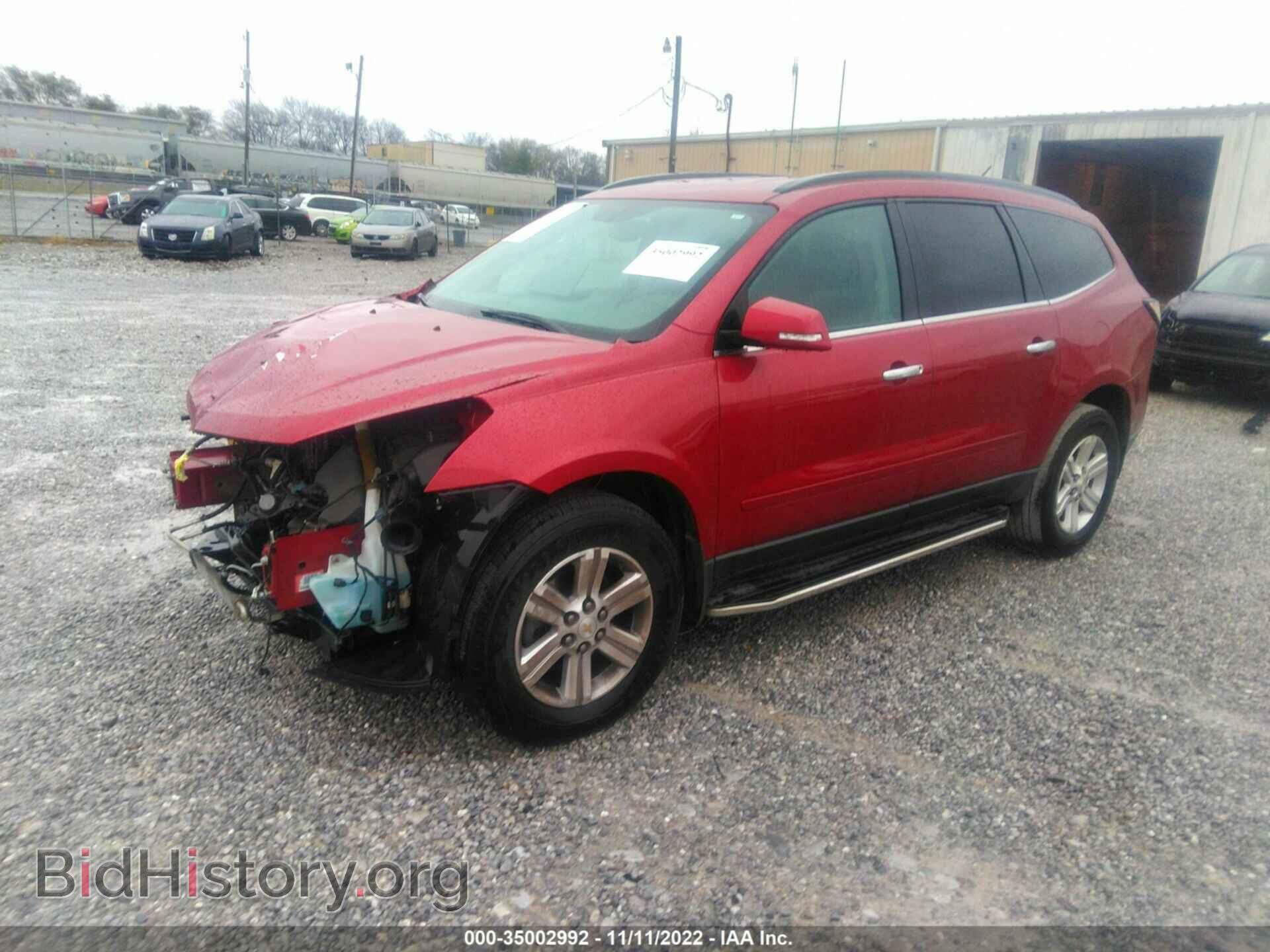 2014 CHEVROLET TRAVERSE - VIN: 1GNKRHKD8EJ281115 - Фото 2