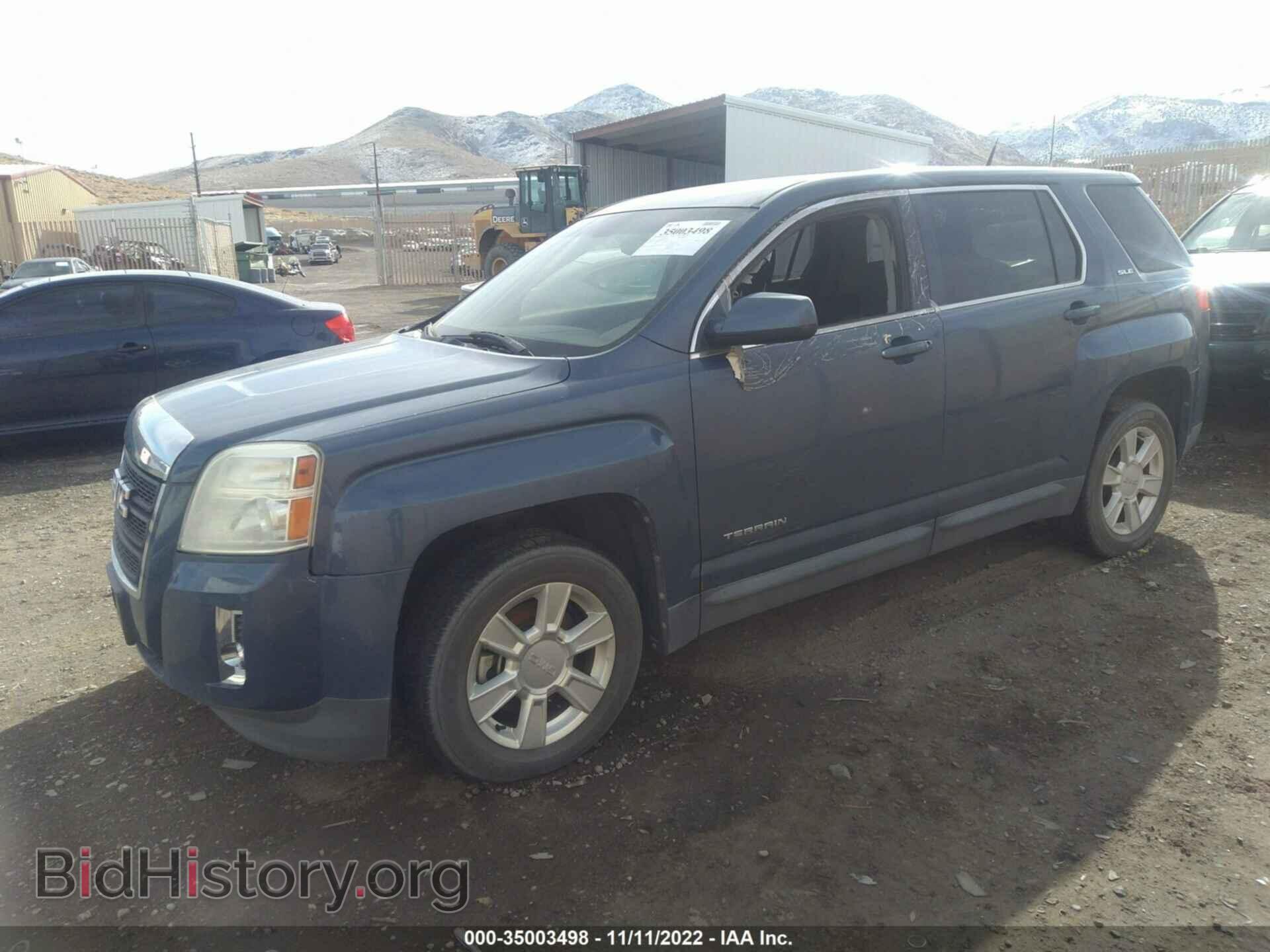 2011 GMC TERRAIN - VIN: 2CTALMEC8B6467638 - Фото 2