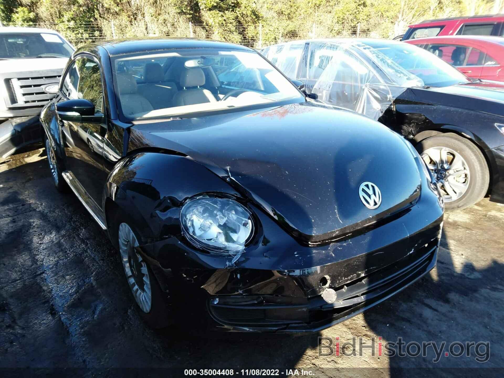 Photo 3VWJP7AT3DM664455 - VOLKSWAGEN BEETLE COUPE 2013