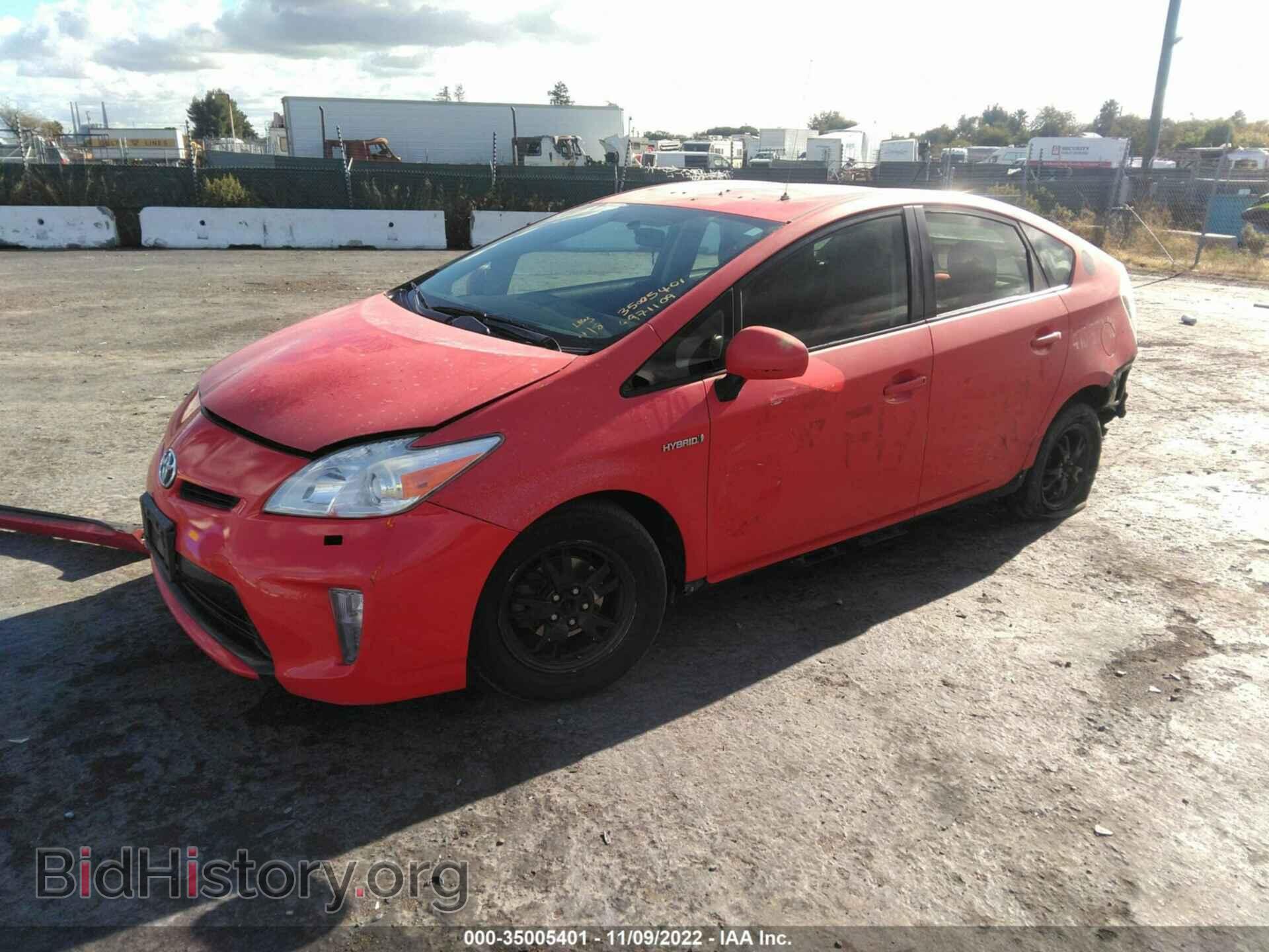 2014 TOYOTA PRIUS - VIN: JTDKN3DU2E0369717 - Фото 2