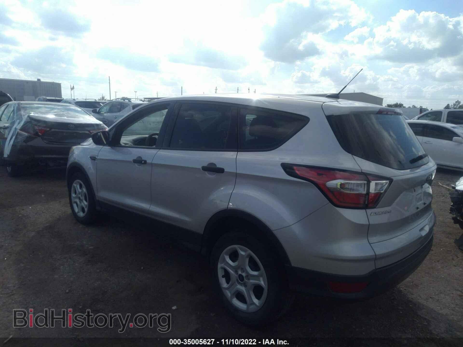 2017 FORD ESCAPE - VIN: 1FMCU0F73HUB96036 - Фото 3